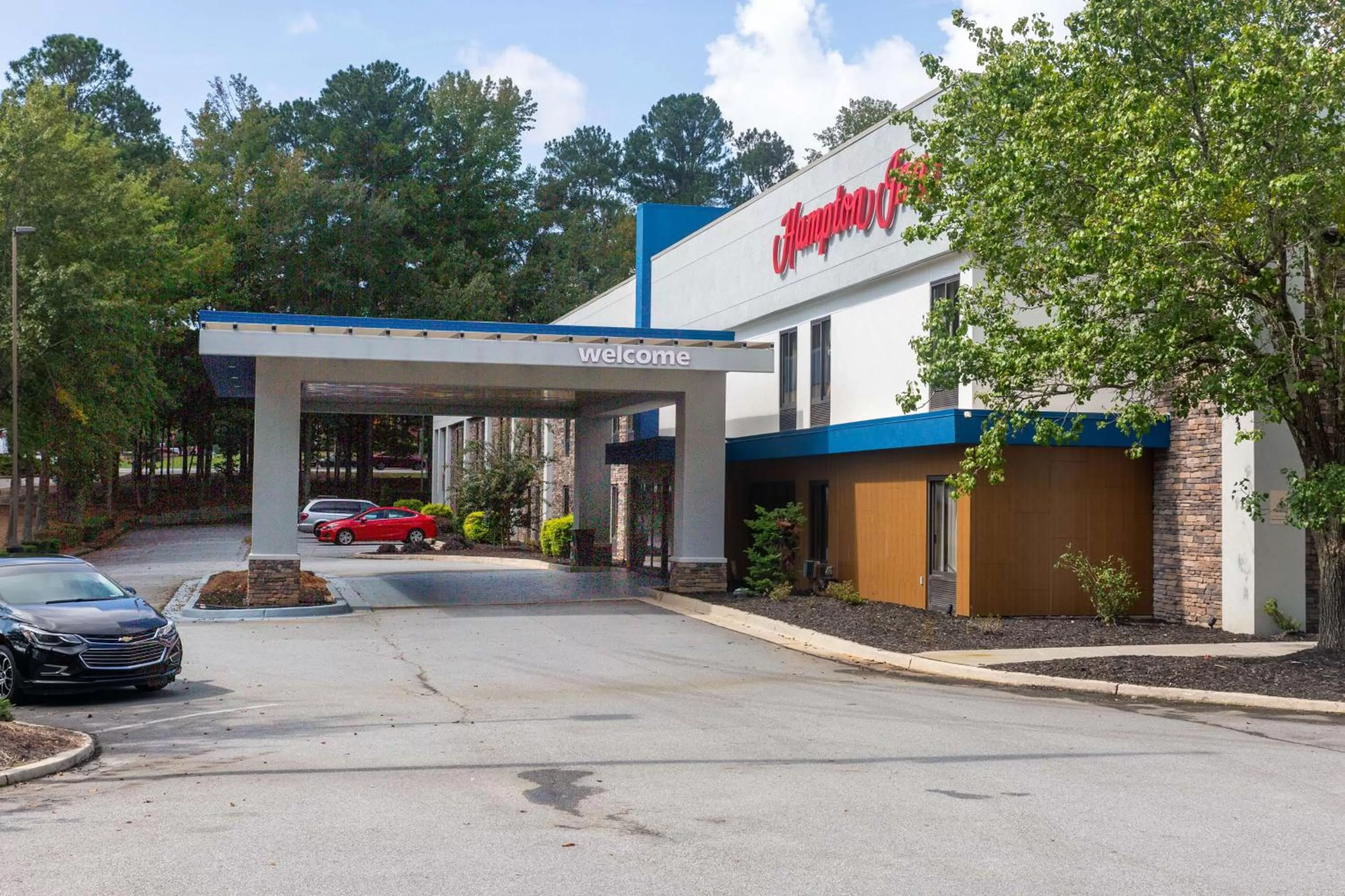 Property building in Hampton Inn Atlanta/Peachtree City
