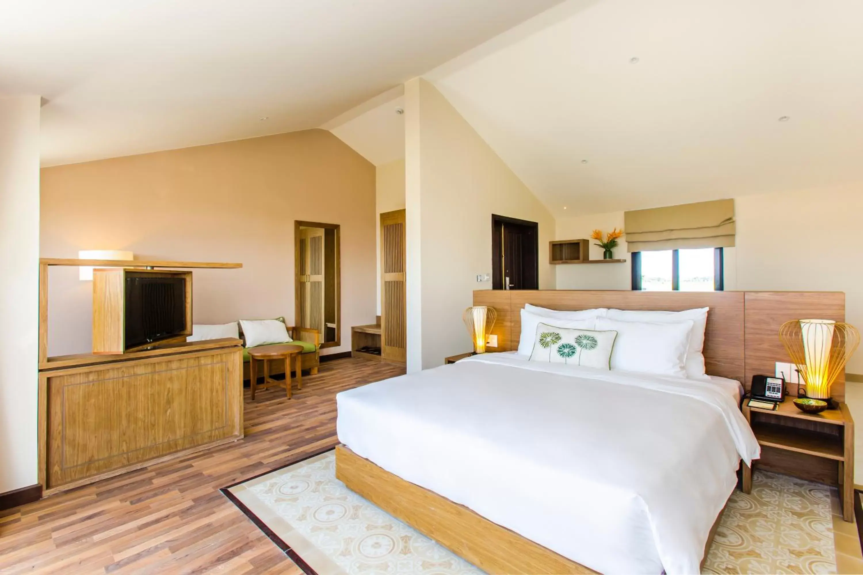 Suite with City View in Lasenta Boutique Hotel Hoian Suite with City View in Lasenta Boutique Hotel Hoian