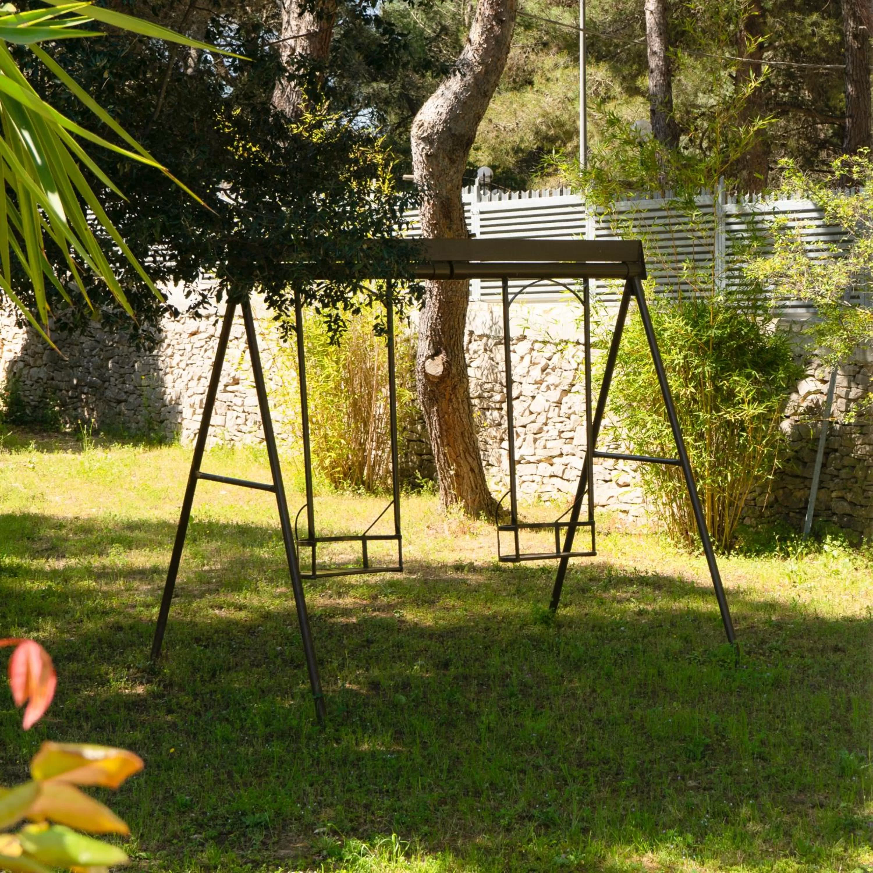 Garden, Children's Play Area in Otto Apulia House