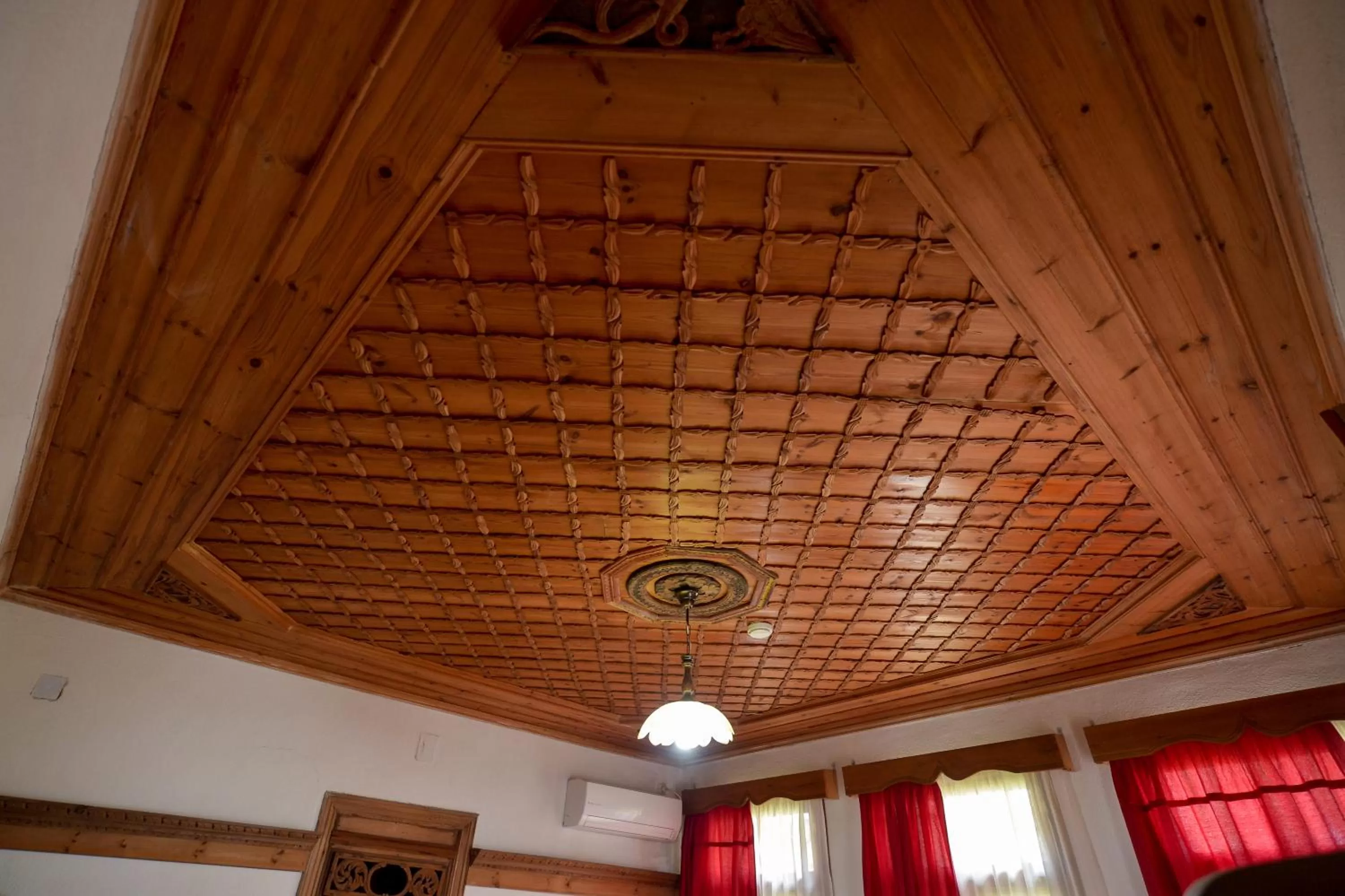 Decorative detail in Hotel Kalemi