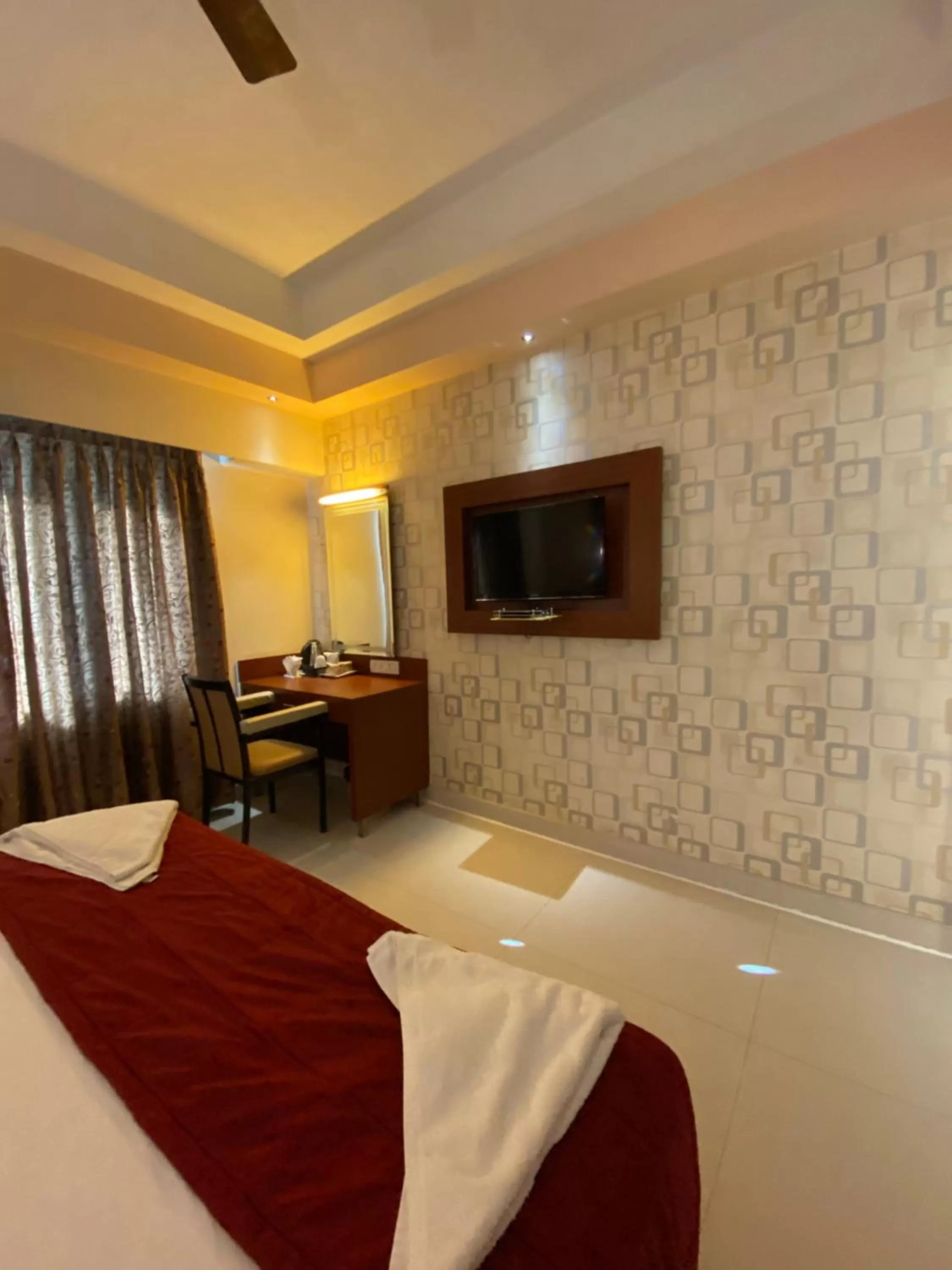 Bed in Maya Residency