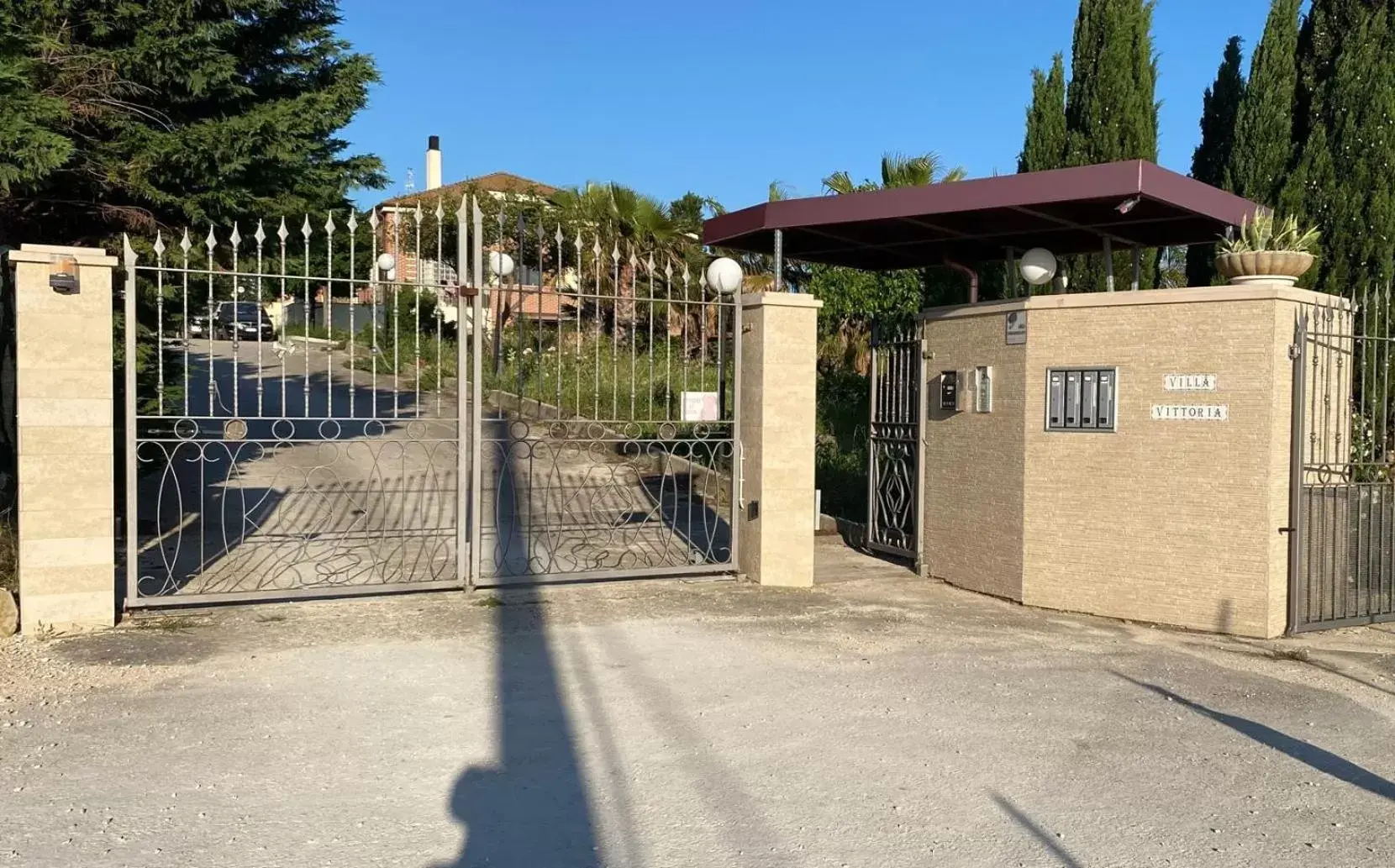 Apartment with Shower in Villa Vittoria Apartment with Shower in Villa Vittoria