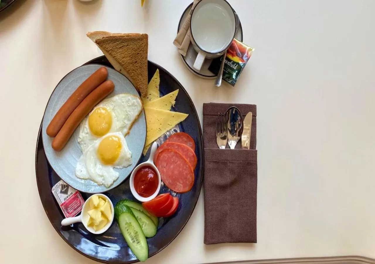 Continental breakfast in Boutique Hotel Kaspi