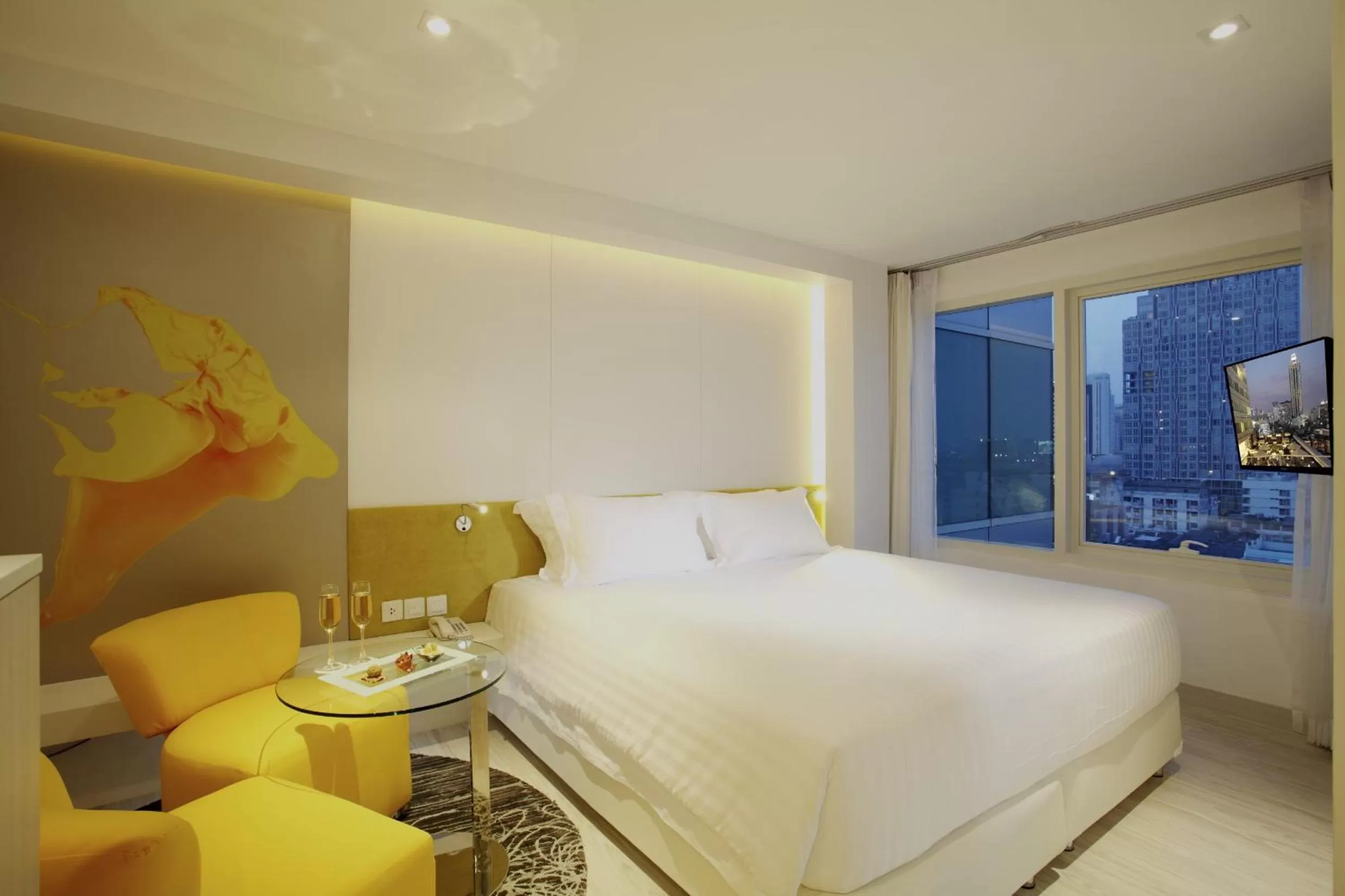 Bedroom, Bed in Centara Watergate Pavilion Hotel Bangkok