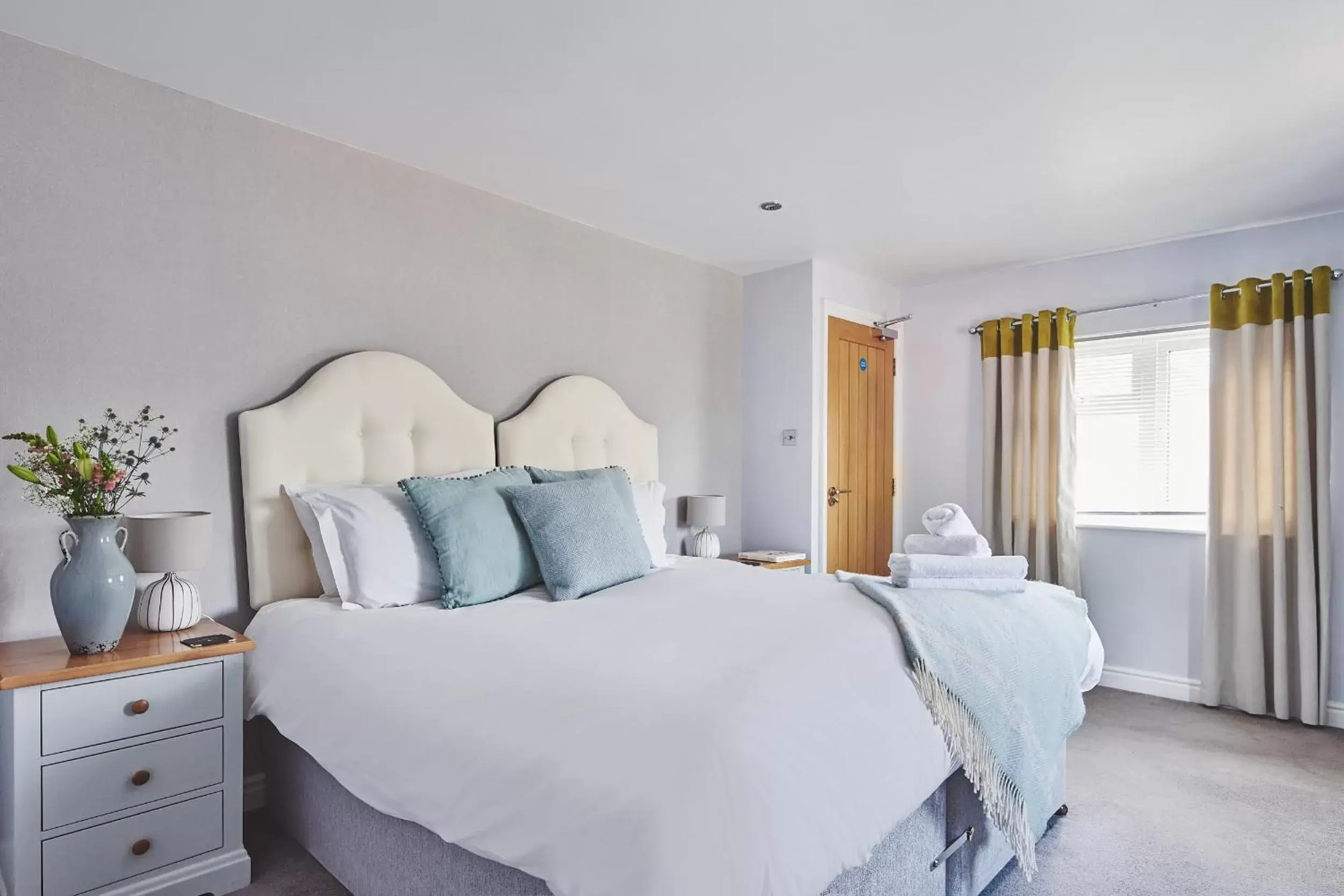 Deluxe Double or Twin Room in The Lansdowne Guest House Deluxe Double or Twin Room in The Lansdowne Guest House