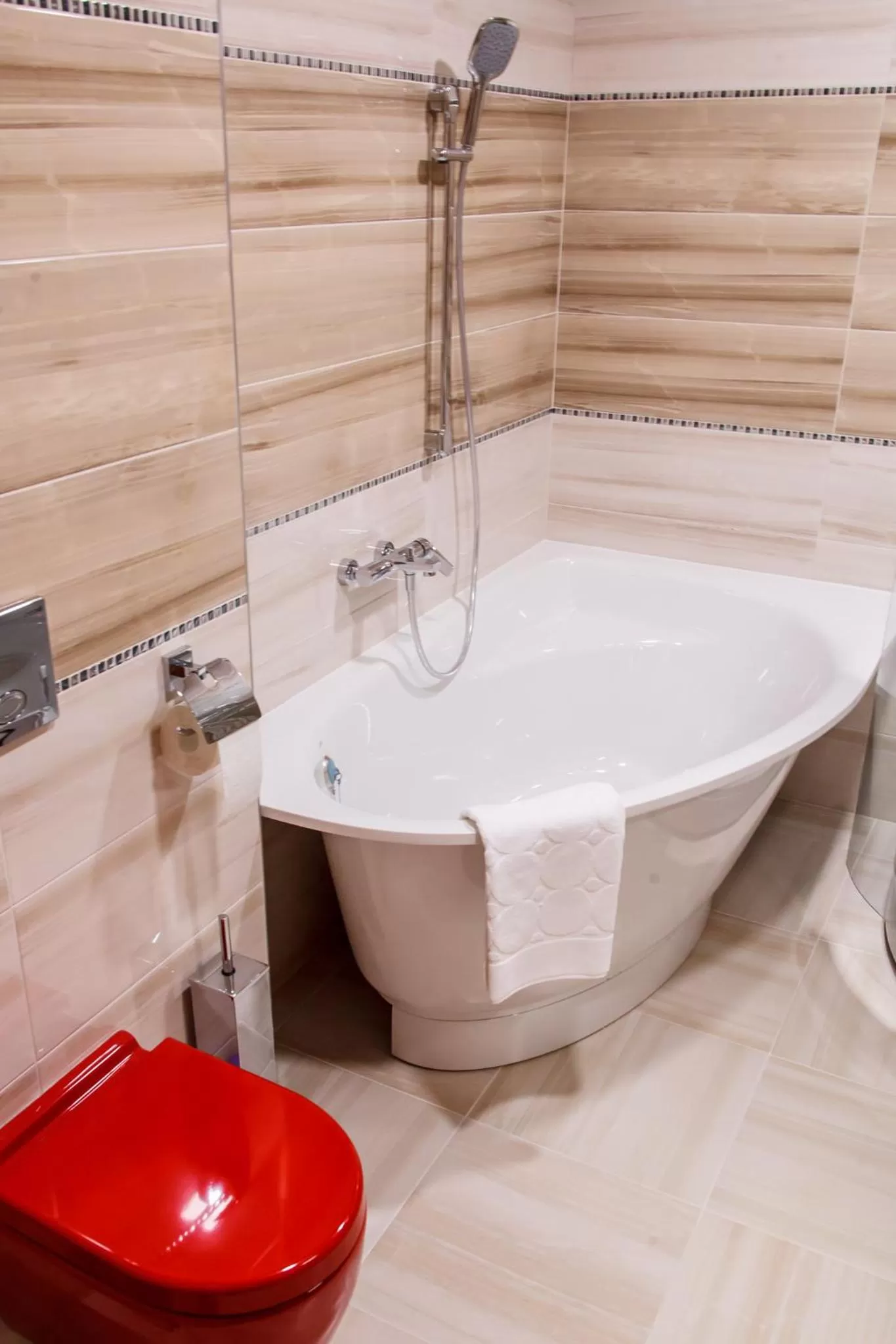 Bathroom in Elite Hotel