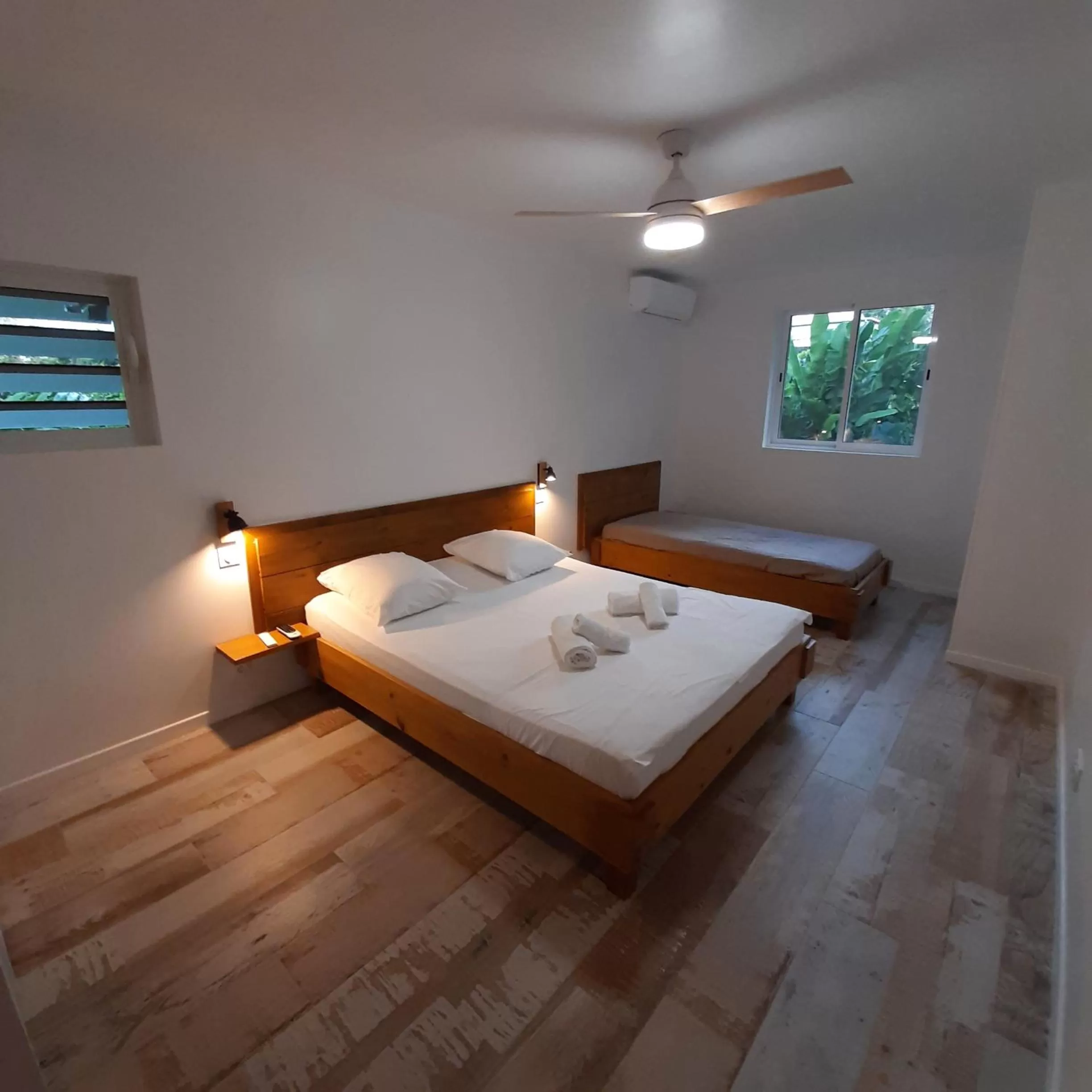 Bedroom, Bed in Les Gîtes de la Lézarde