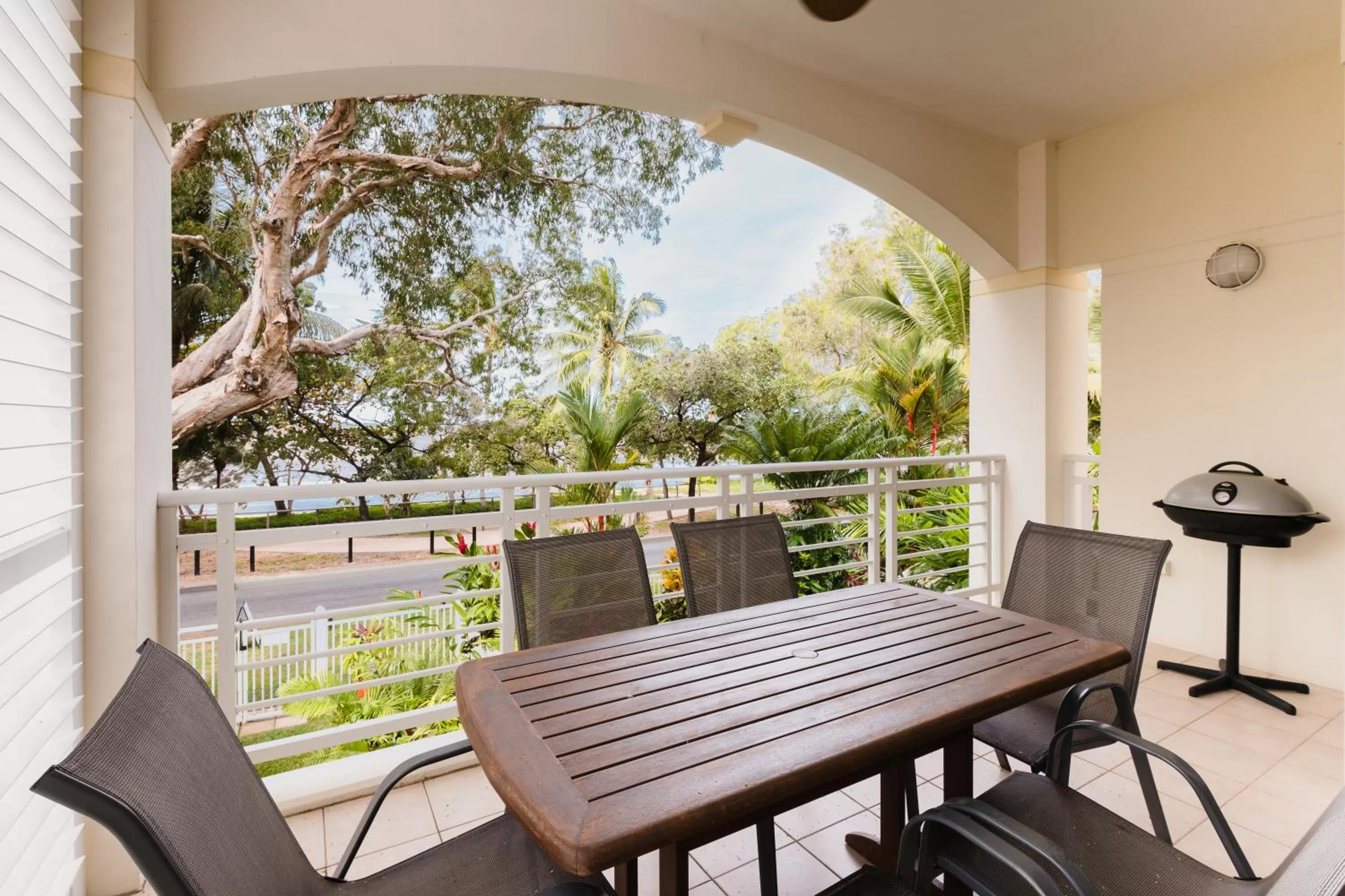 Balcony/Terrace in Villa Beach Palm Cove