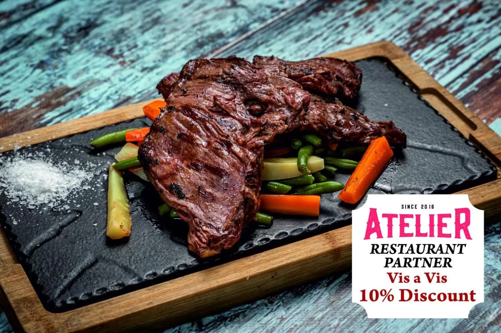 Restaurant/places to eat in La Strada Boutique Villa