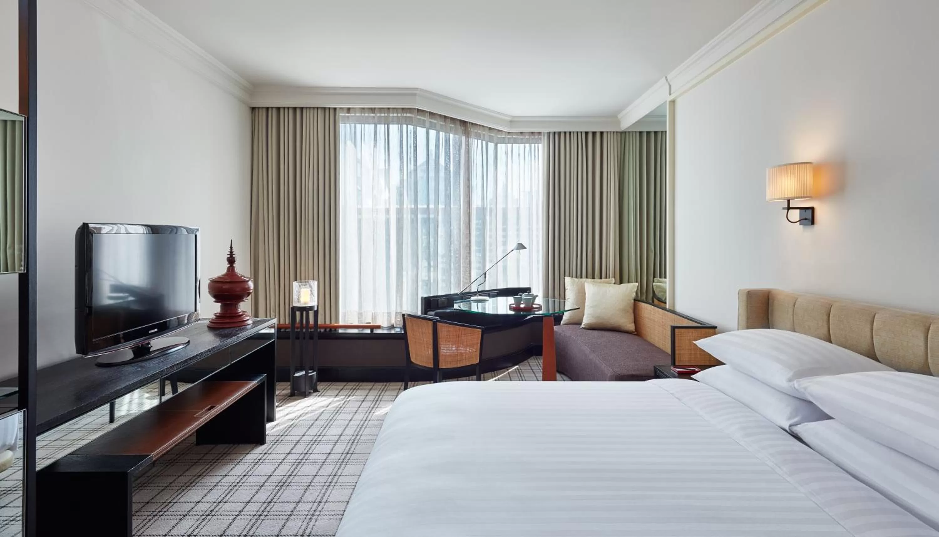 King Room - Club Access in Grand Hyatt Erawan Bangkok