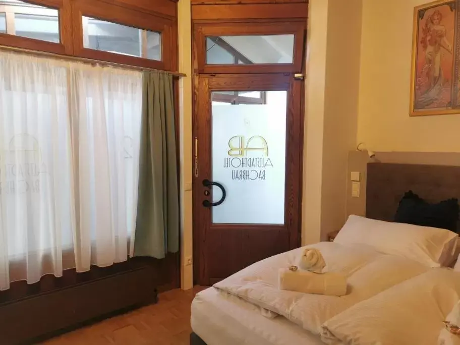 Budget Double Room Patio in Altstadthotel Bachbräu Budget Double Room Patio in Altstadthotel Bachbräu