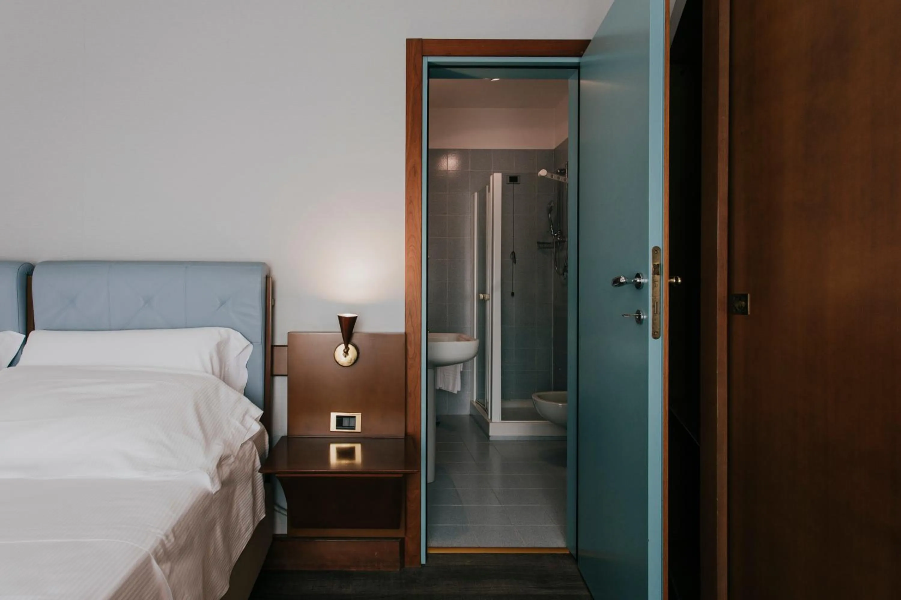 Photo of the whole room, Bed in Hotel Del Campo