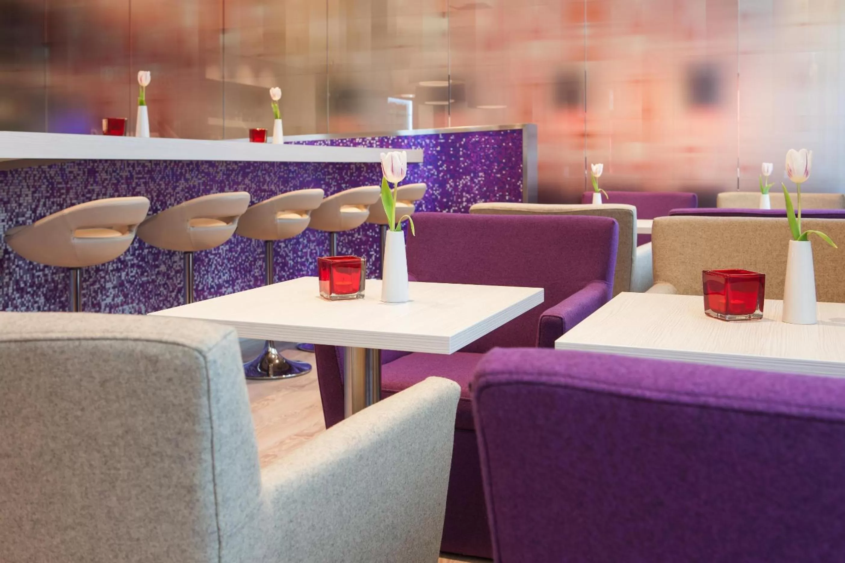 Lobby or reception in IntercityHotel Hamburg Dammtor-Messe