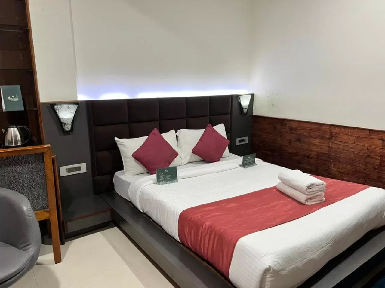 Deluxe Room in Muscatel Yavachi - 400 Mts from MG Marg Deluxe Room in Muscatel Yavachi - 400 Mts from MG Marg