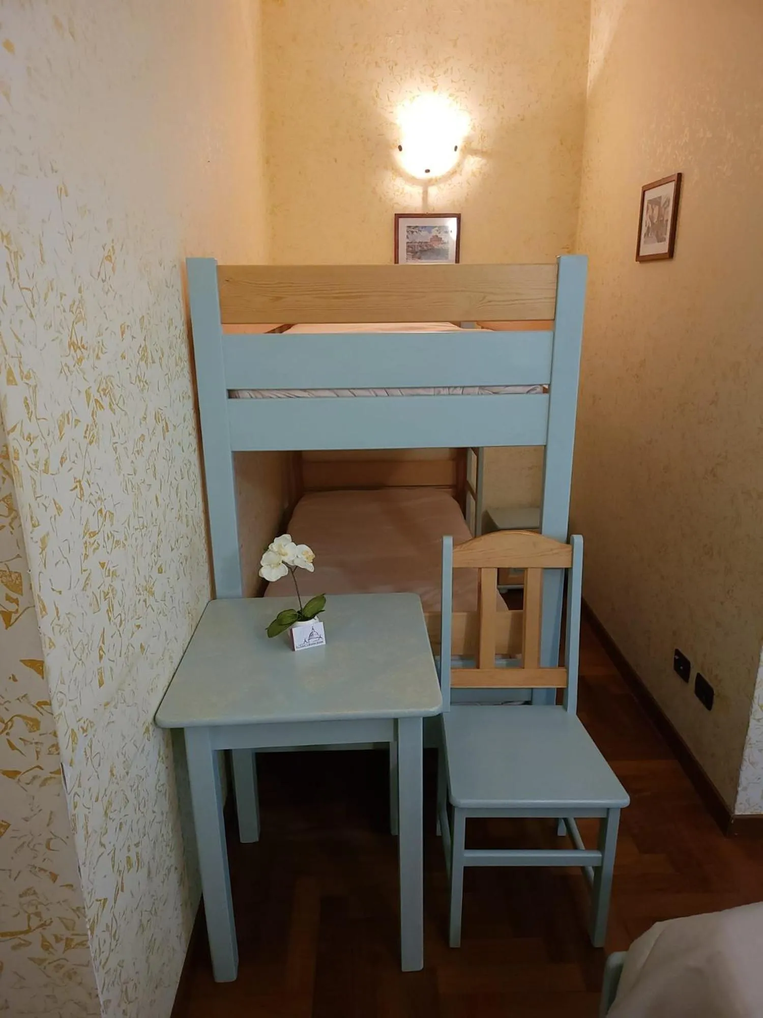 Bed in St. Peter's Rooms Rome