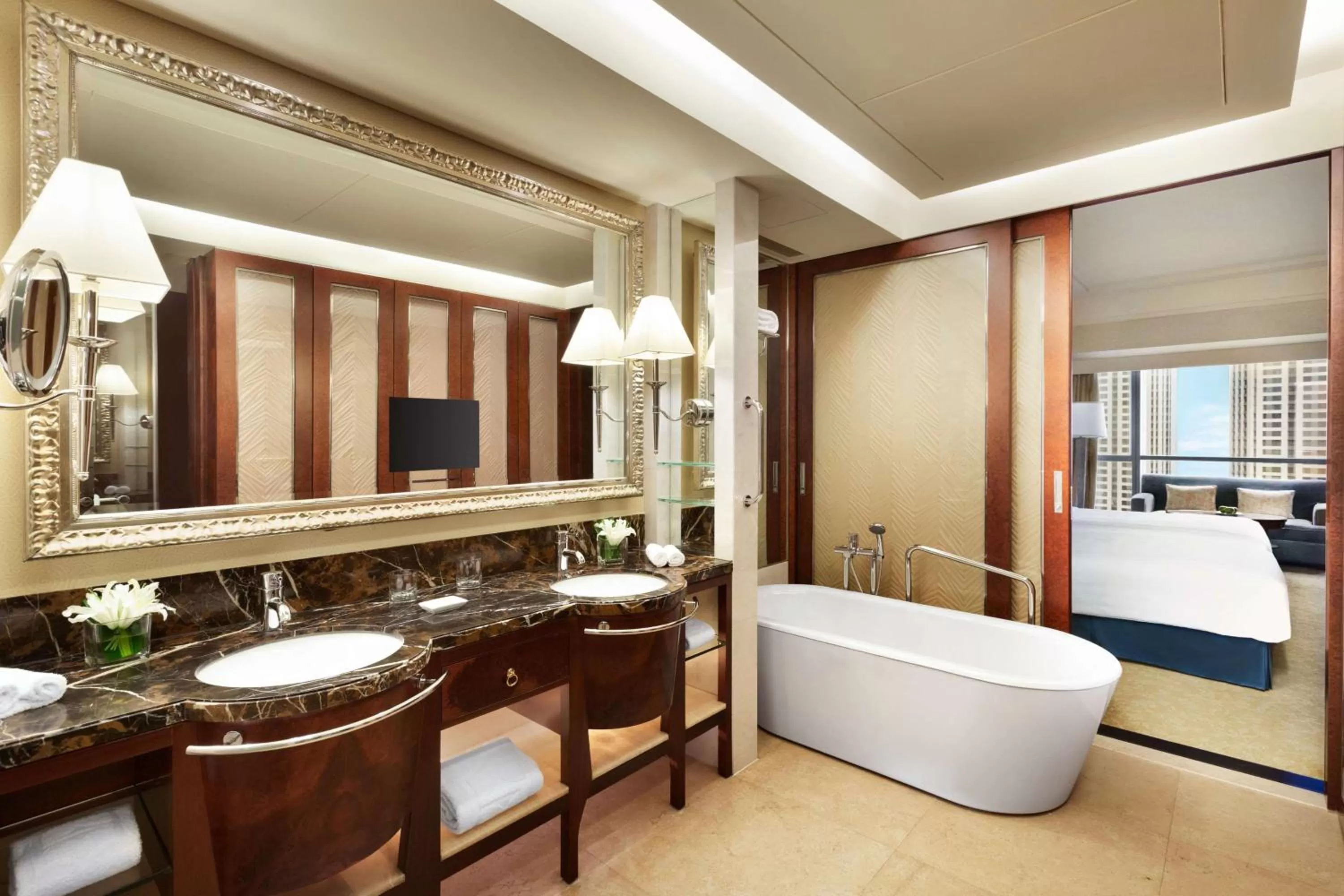 Bathroom in Shangri-La Qingdao