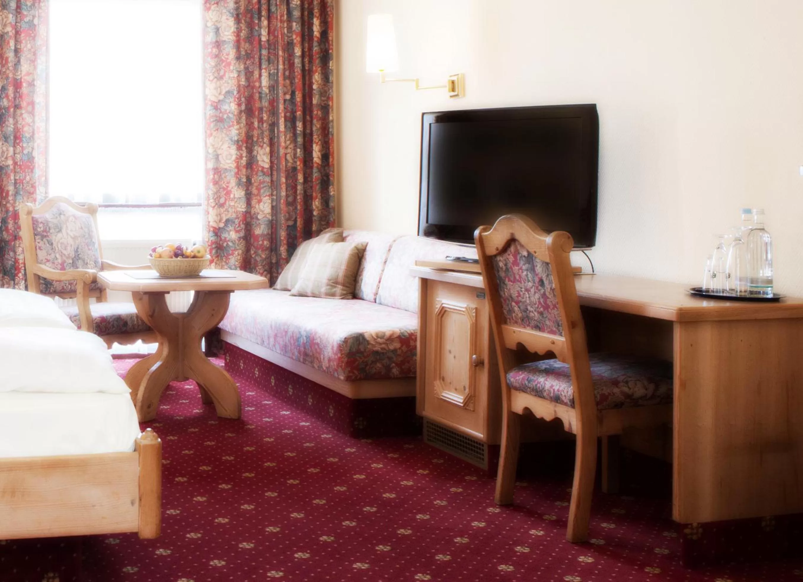 TV and multimedia, Bed in Ringhotel Nassau-Oranien