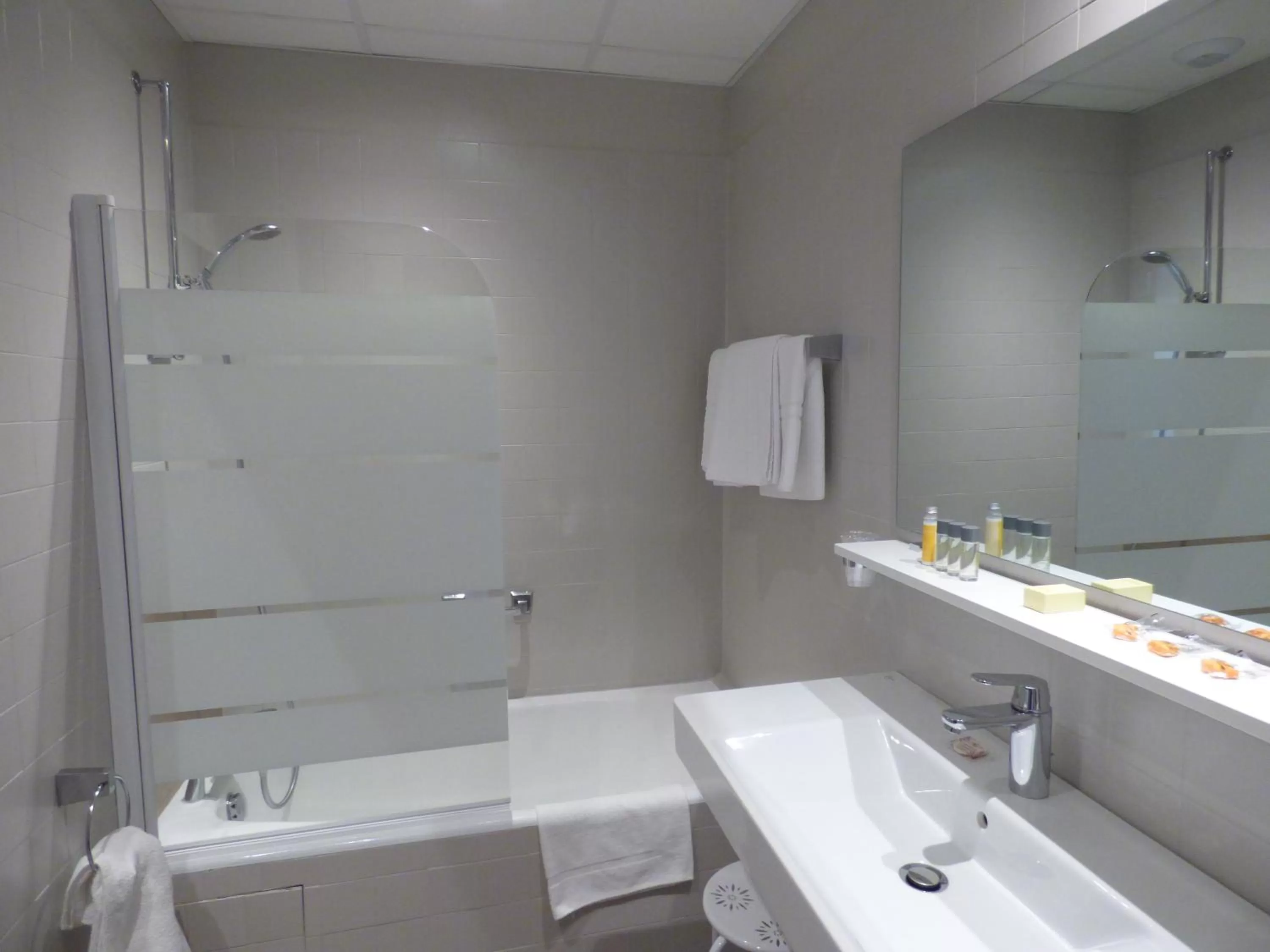 Bathroom in Urban Style L'Etape