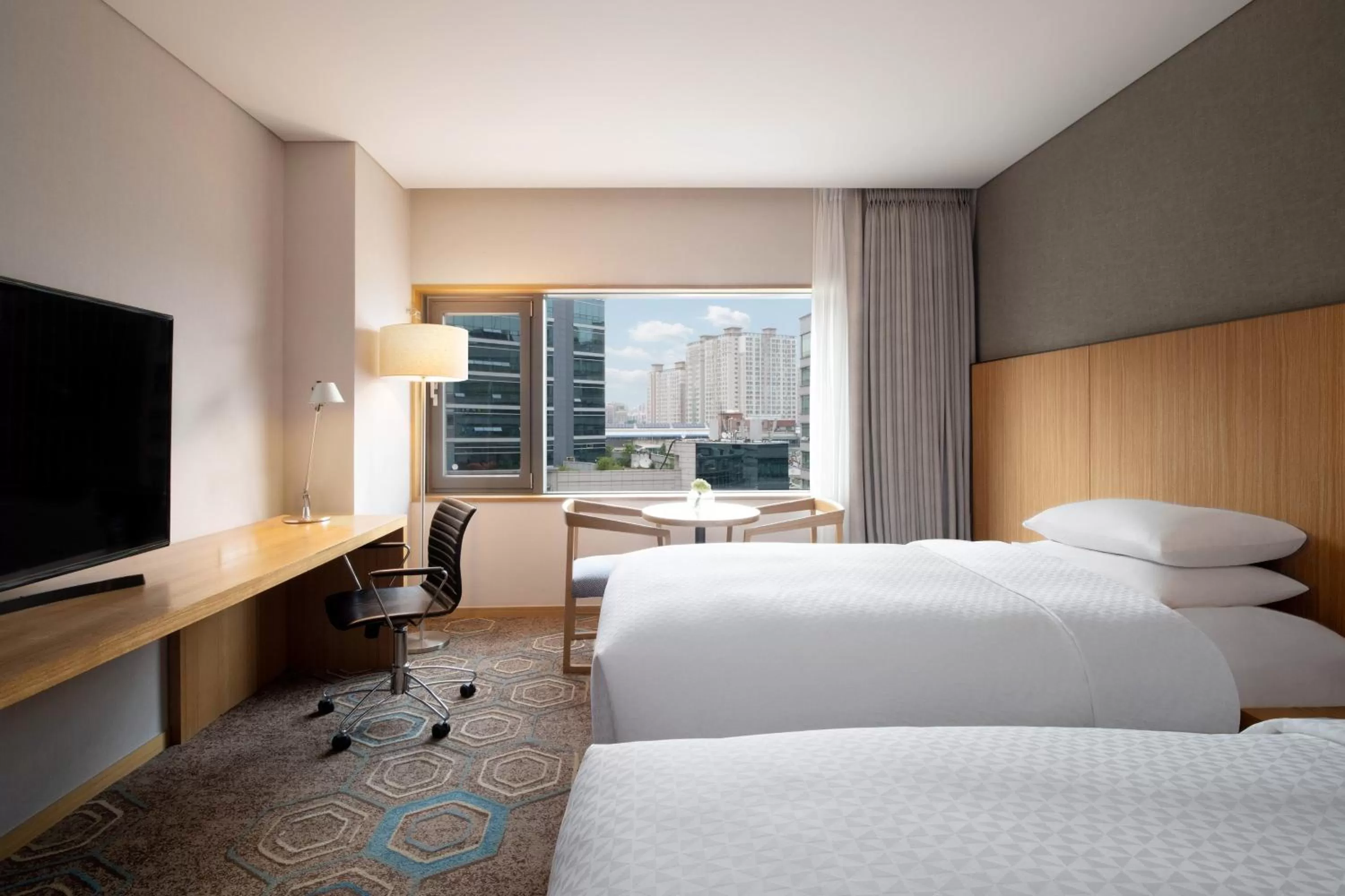 Photo of the whole room, Bed in Four Points by Sheraton Seoul, Guro