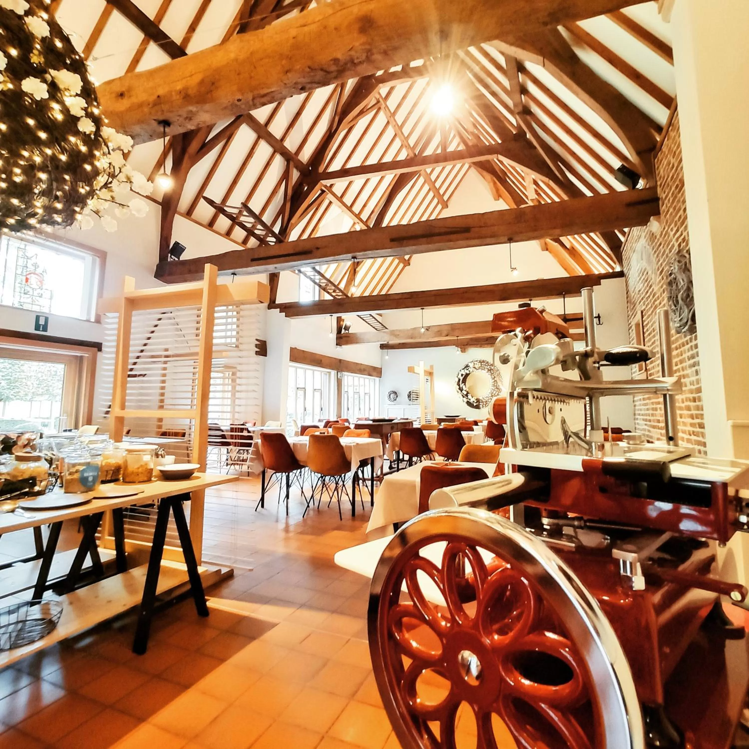 Buffet breakfast in Begijnhof Hotel