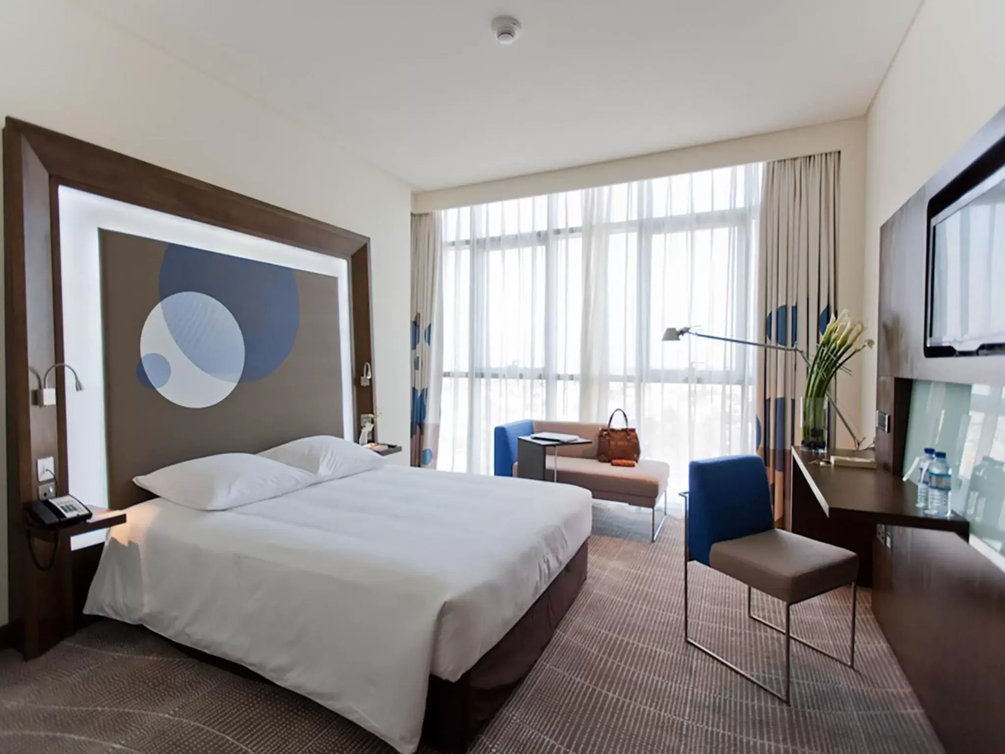 Superior Double Room in Novotel Abu Dhabi Gate Superior Double Room in Novotel Abu Dhabi Gate