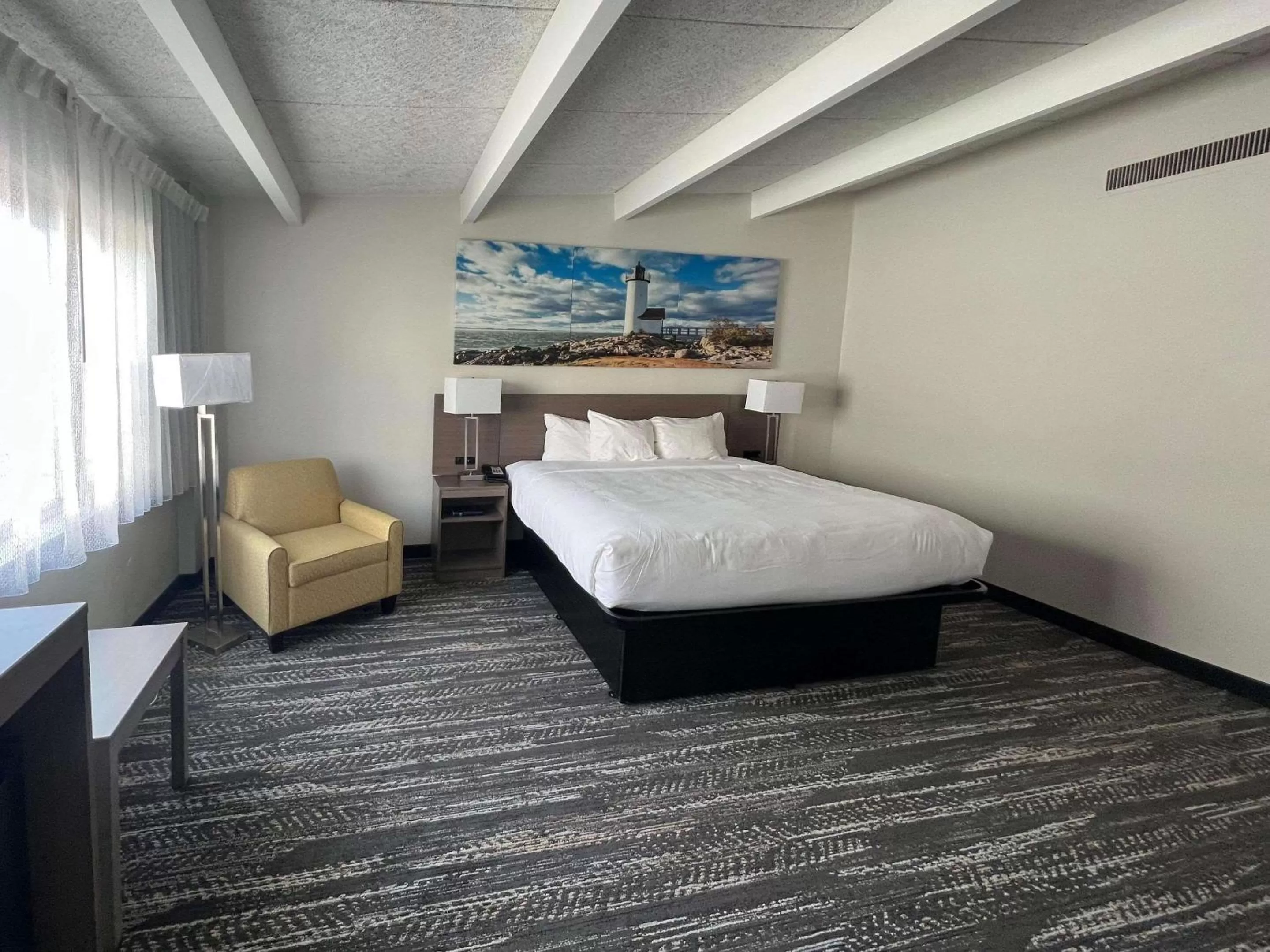 Days Inn by Wyndham Manitowoc