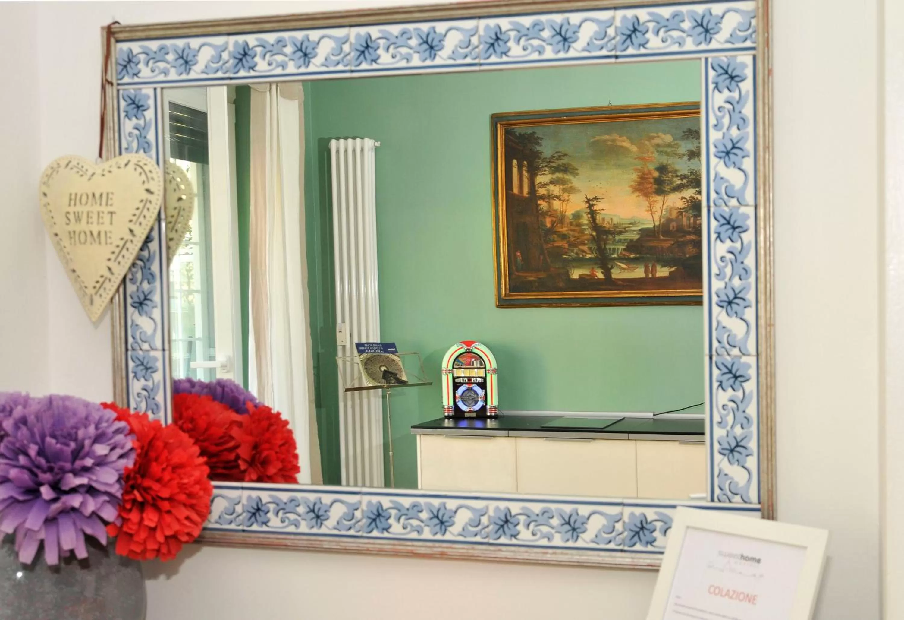 Decorative detail in Sweet Home Parioli