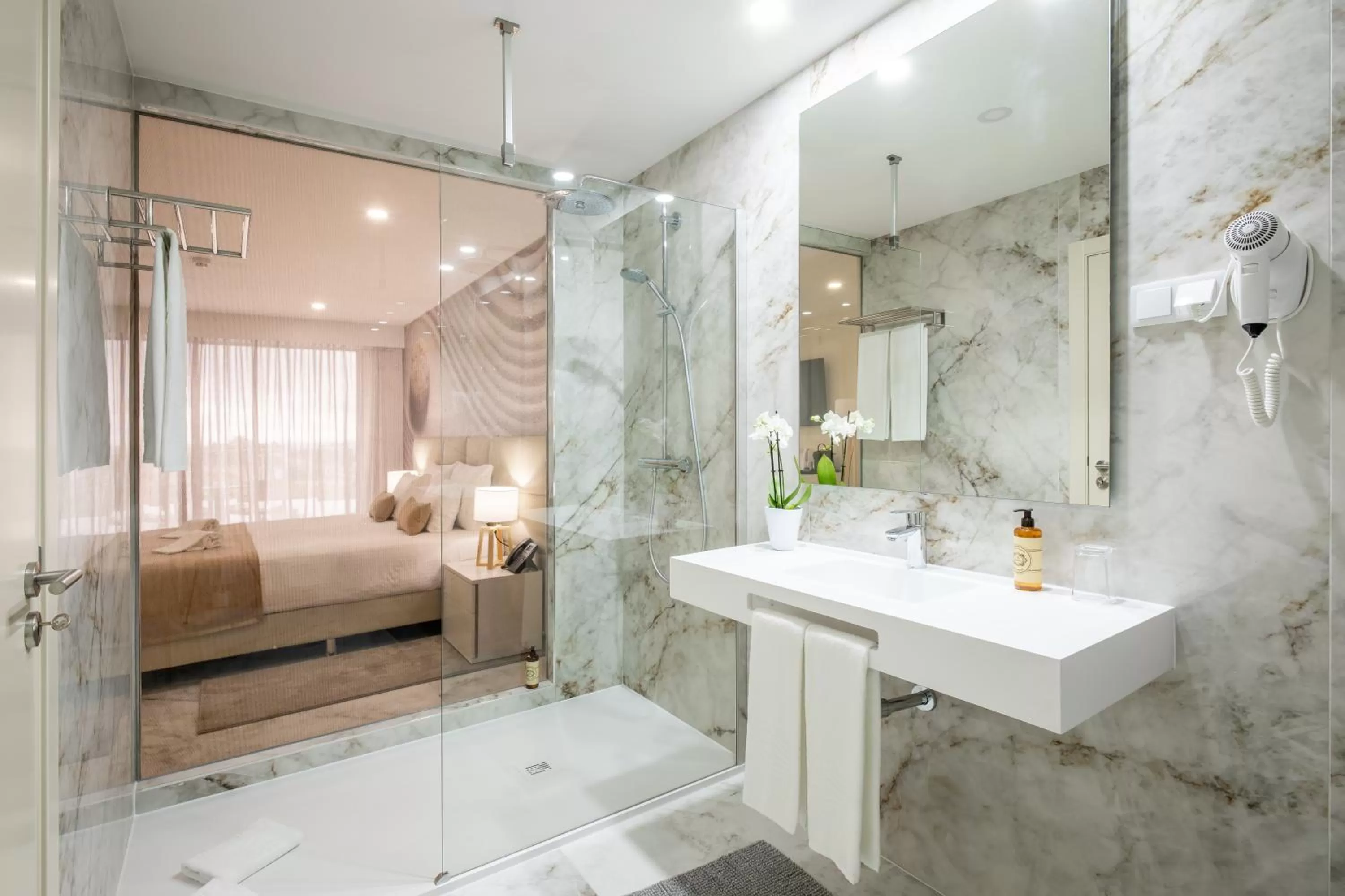 Bathroom, Bed in Lagos Atlantic Hotel