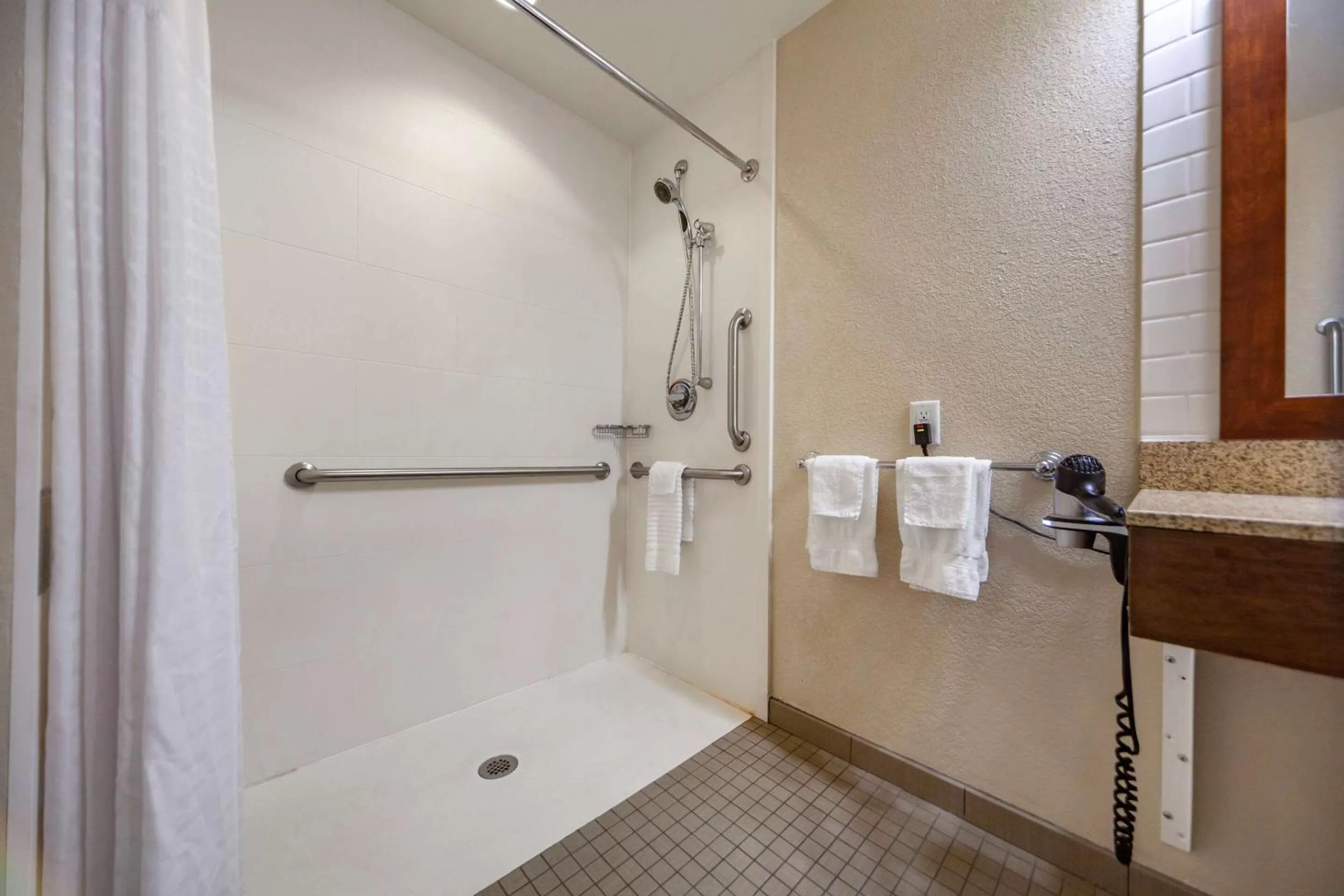 Bathroom in Comfort Inn & Suites Sidney I-80