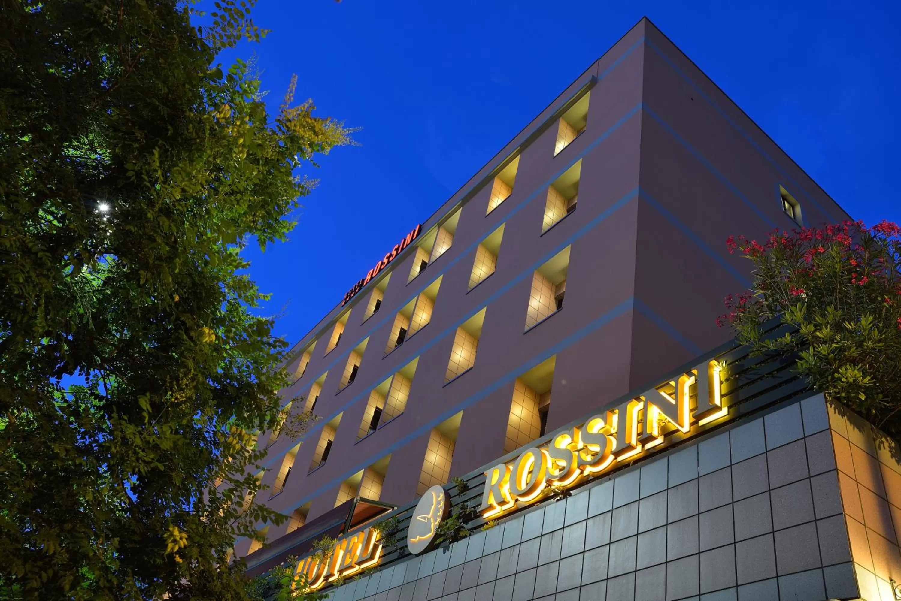 Facade/entrance in Hotel Rossini