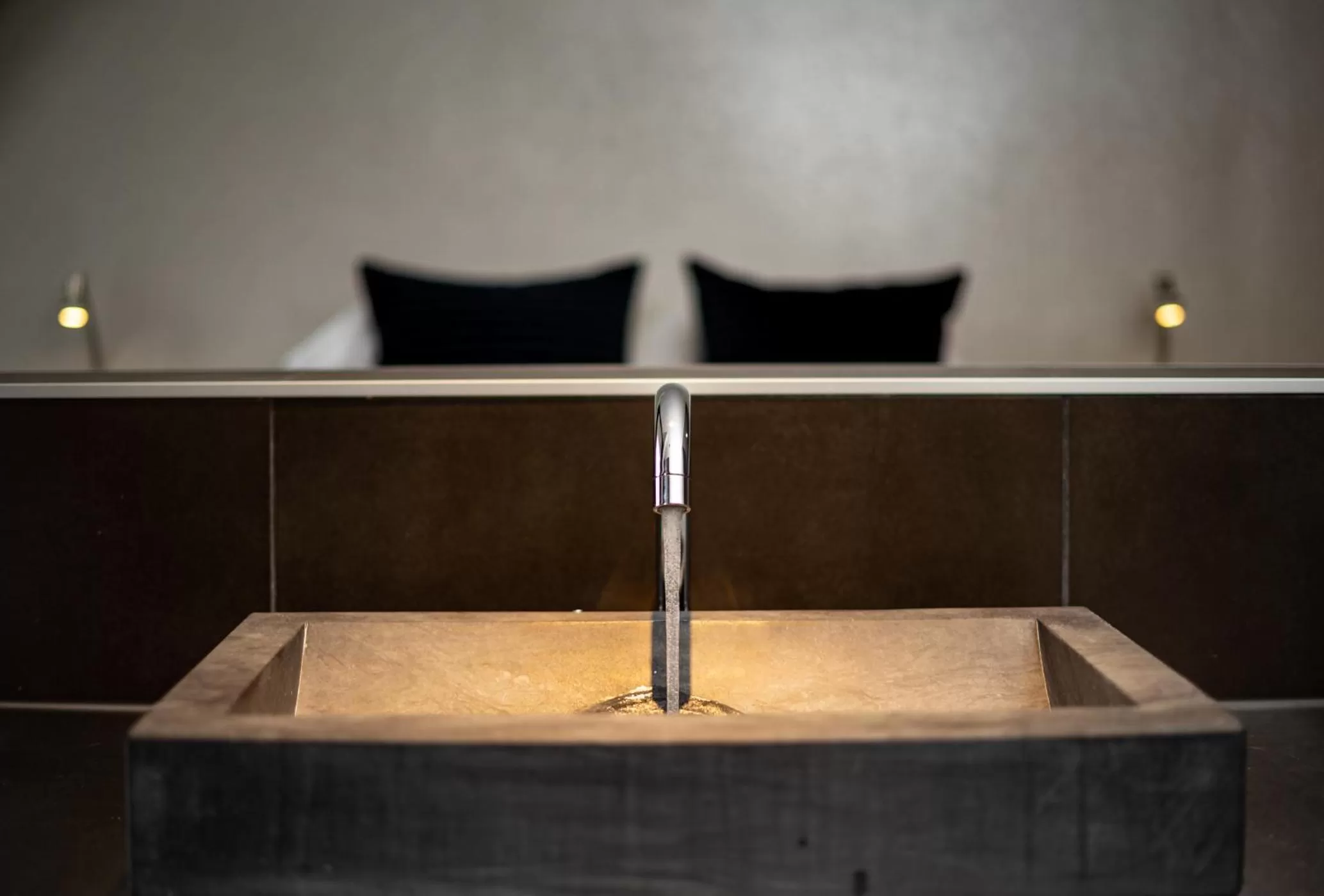 Bathroom, Bed in Hotel Simple