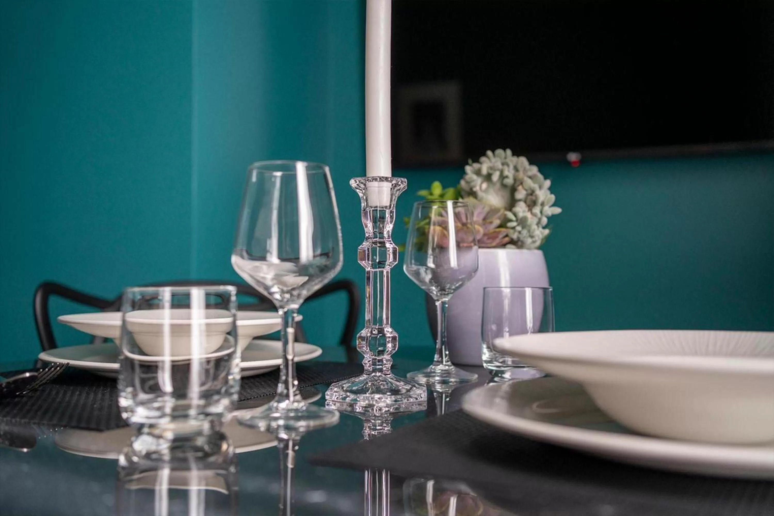 Dining area, Restaurant/Places to Eat in Boutique Central Apartments- Happy Rentals