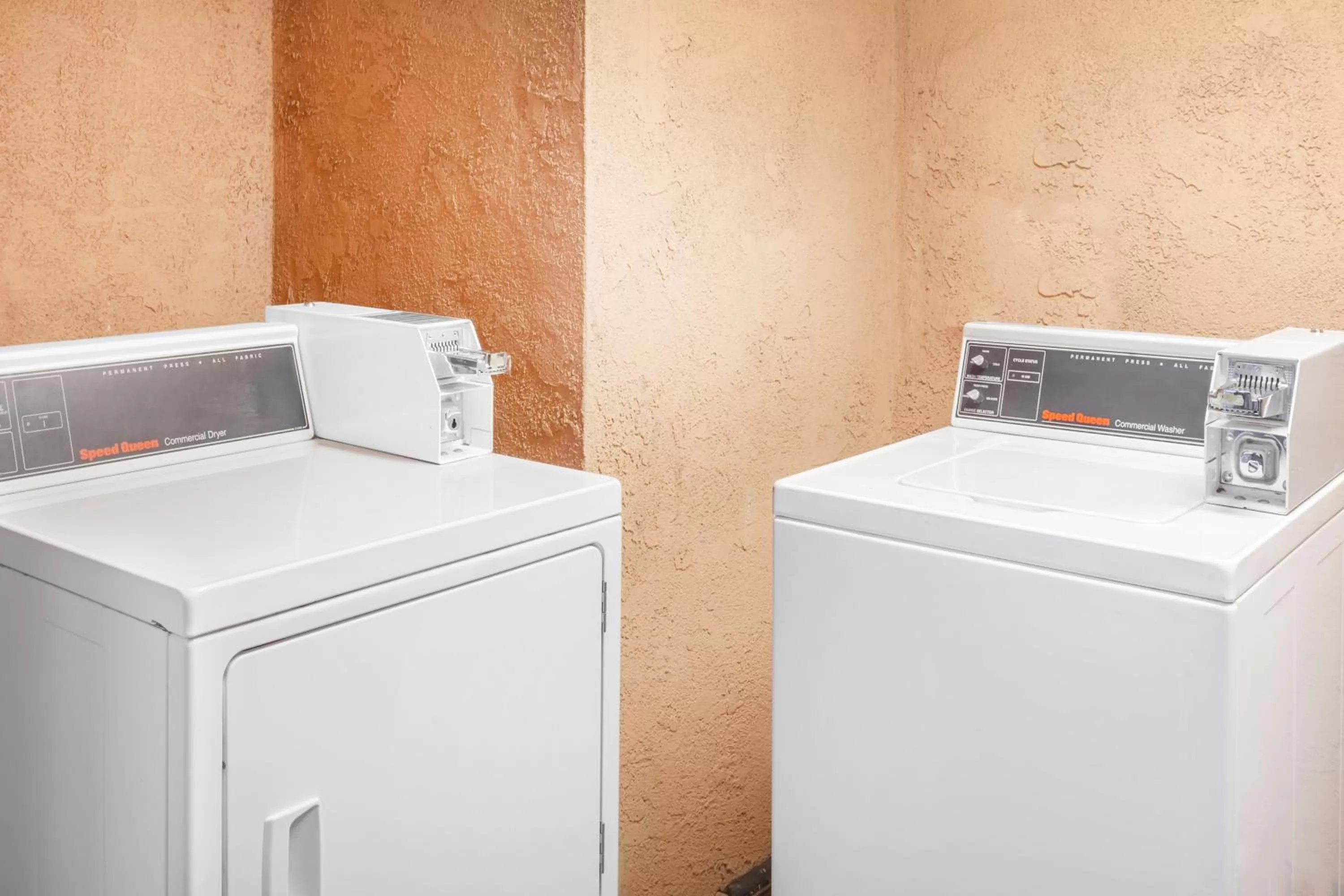 Area and facilities in Days Inn by Wyndham Barstow