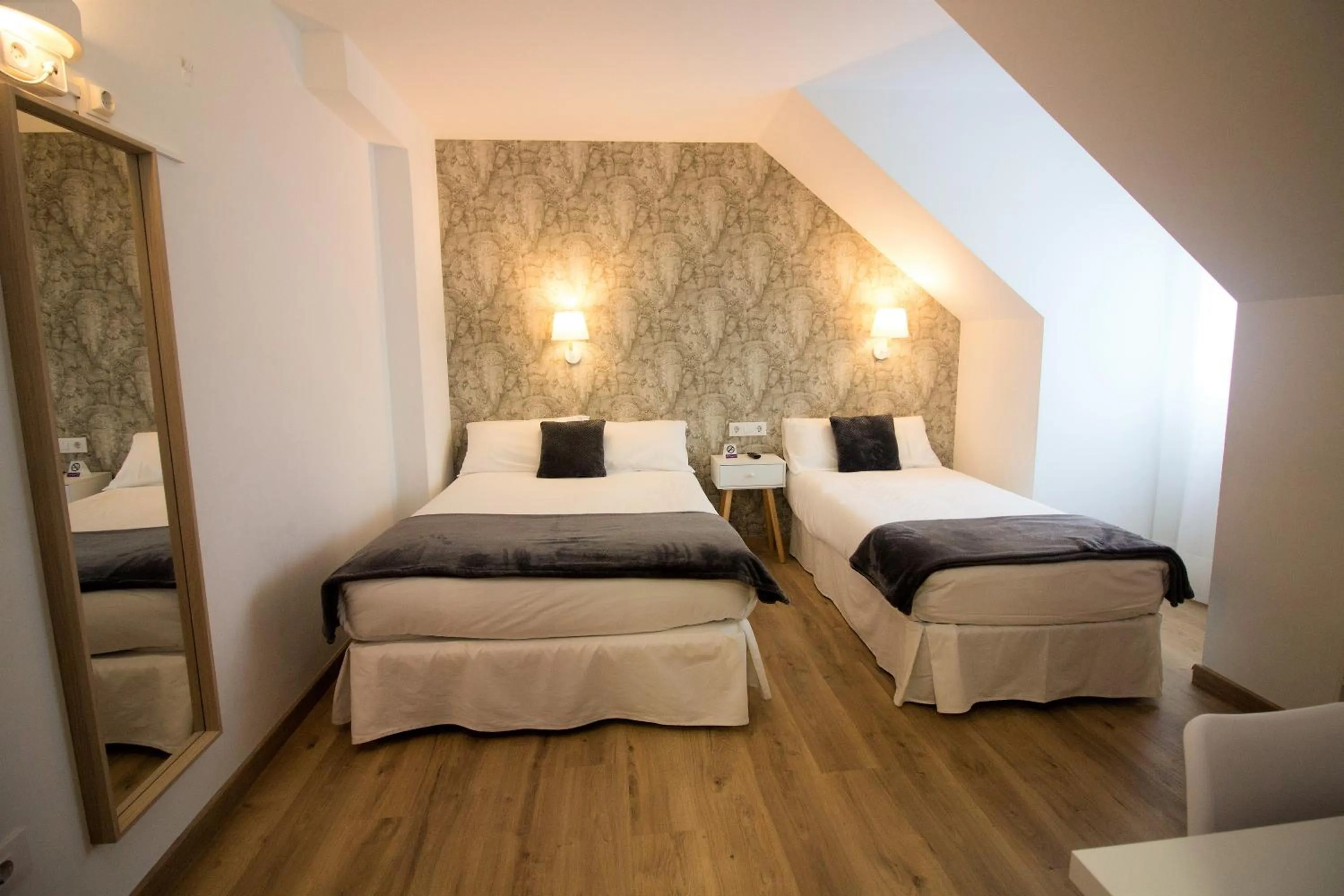 Photo of the whole room, Bed in Hotel Vilagarcia