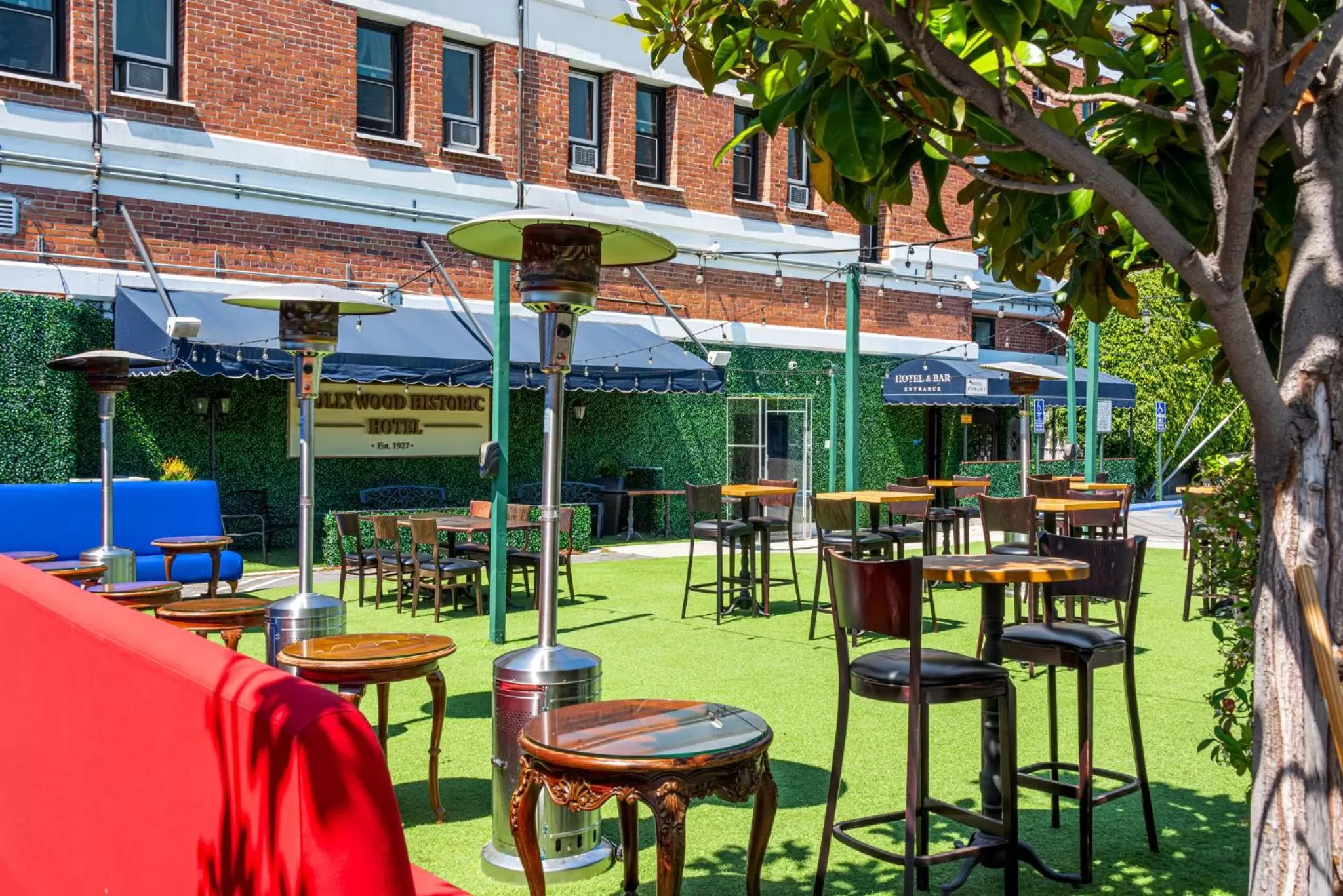 Restaurant/places to eat in Hollywood Historic Hotel