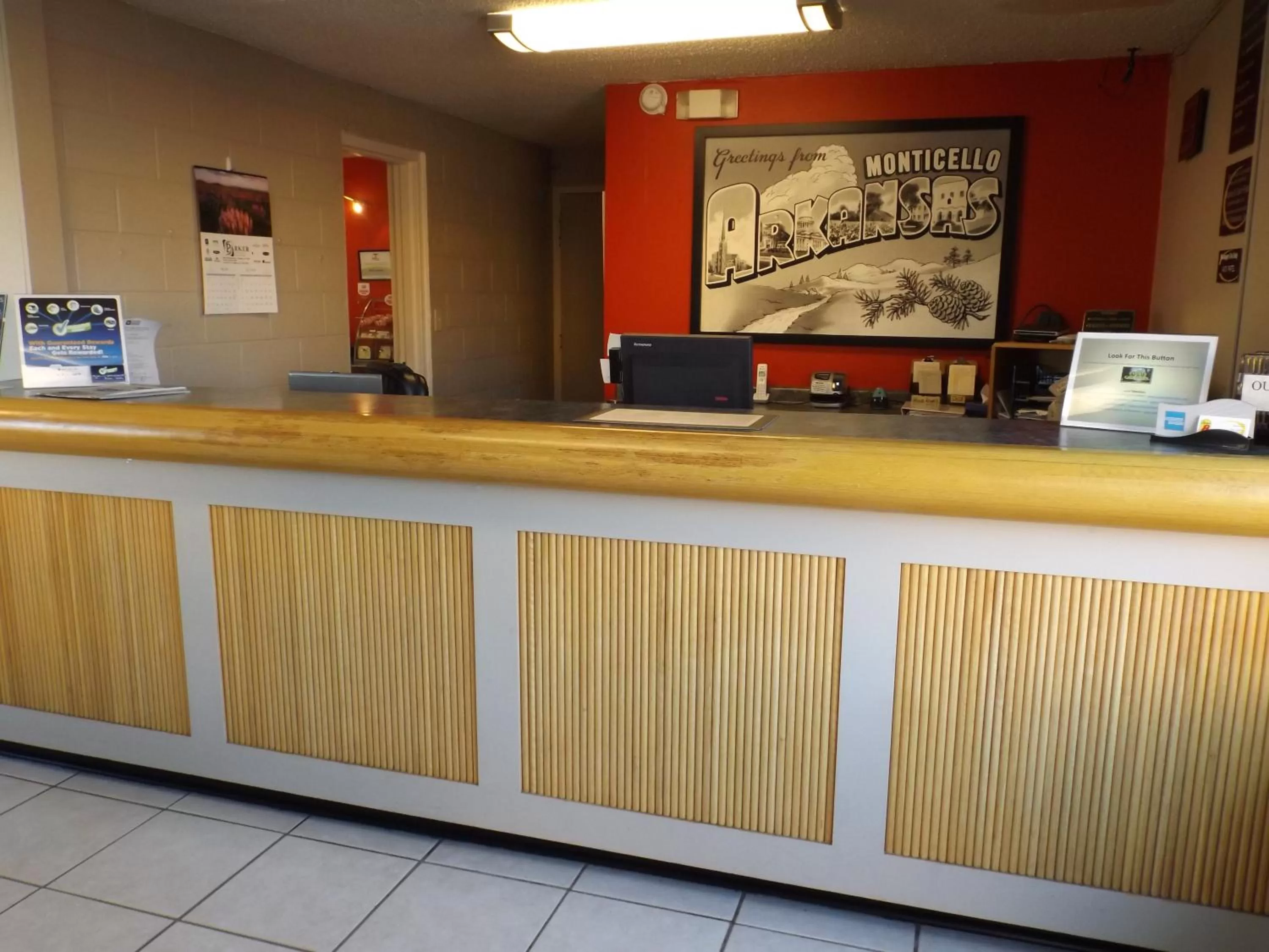 Lobby or reception in Super 8 by Wyndham Monticello AR