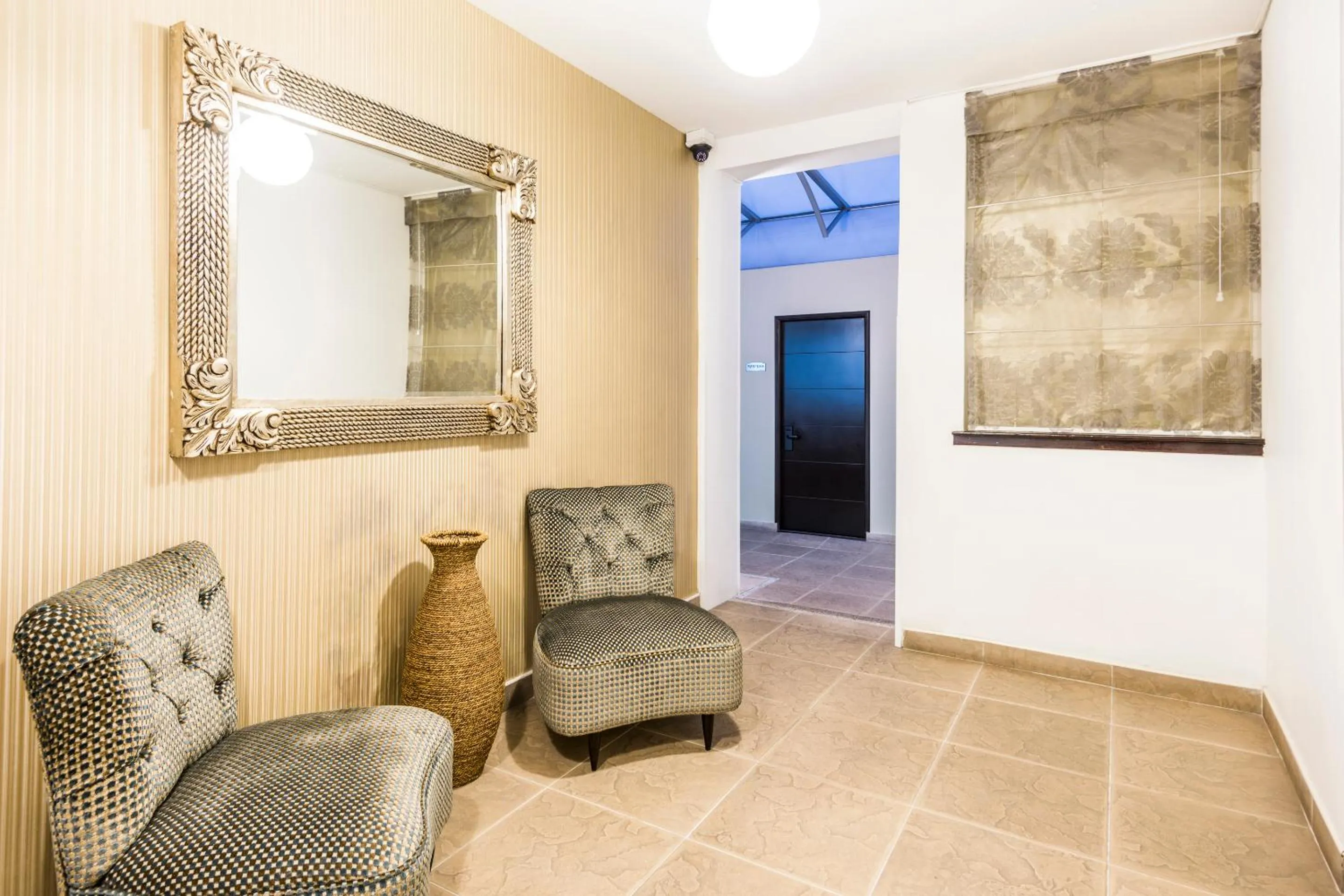 Living room in Matisse Hotel