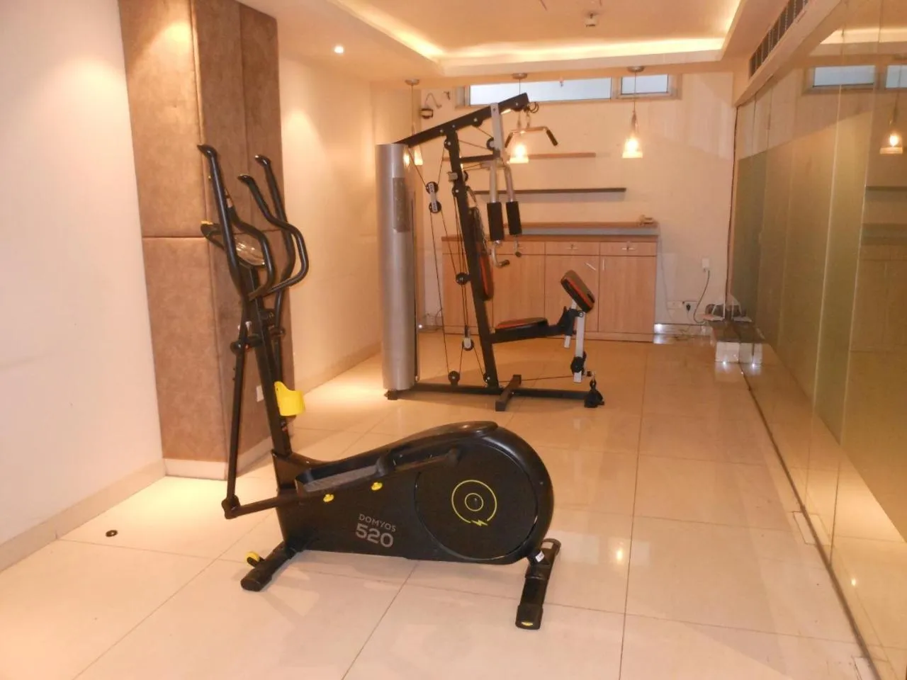 Fitness centre/facilities in Hotel Saket 27