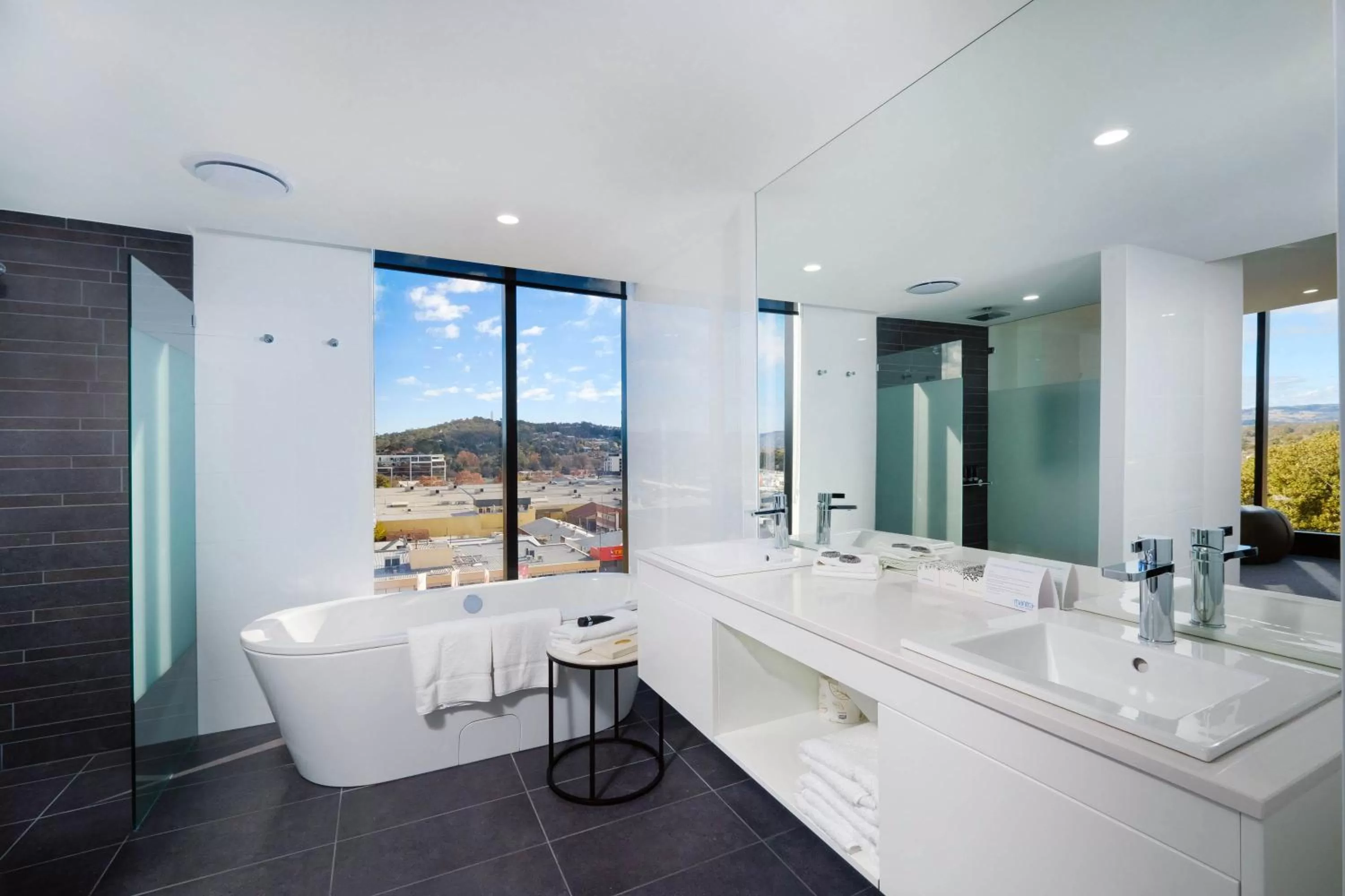 Bathroom in Mantra Albury