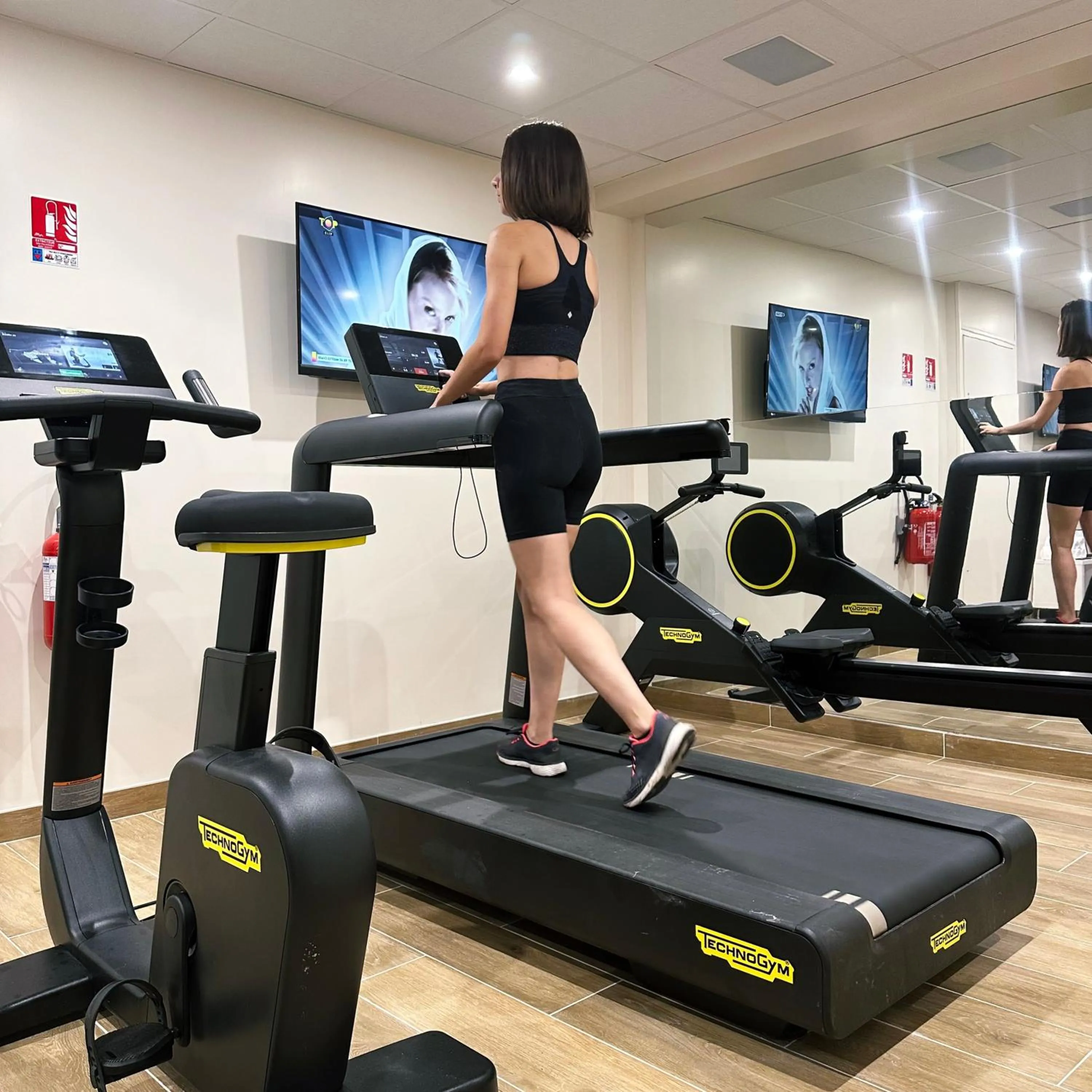 Fitness centre/facilities in Domaine De La Corniche