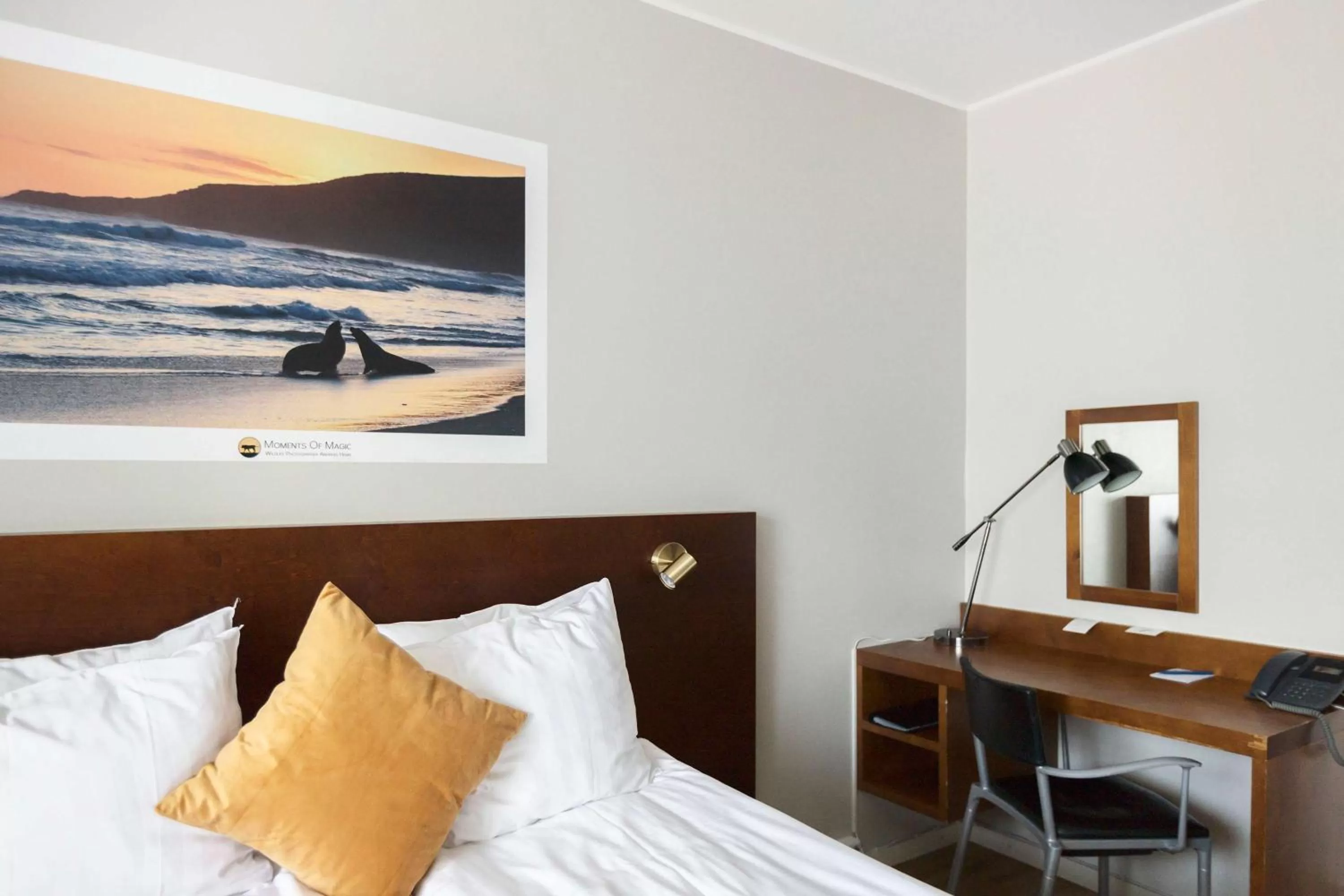 Bedroom, Bed in Best Western Plaza Hotel