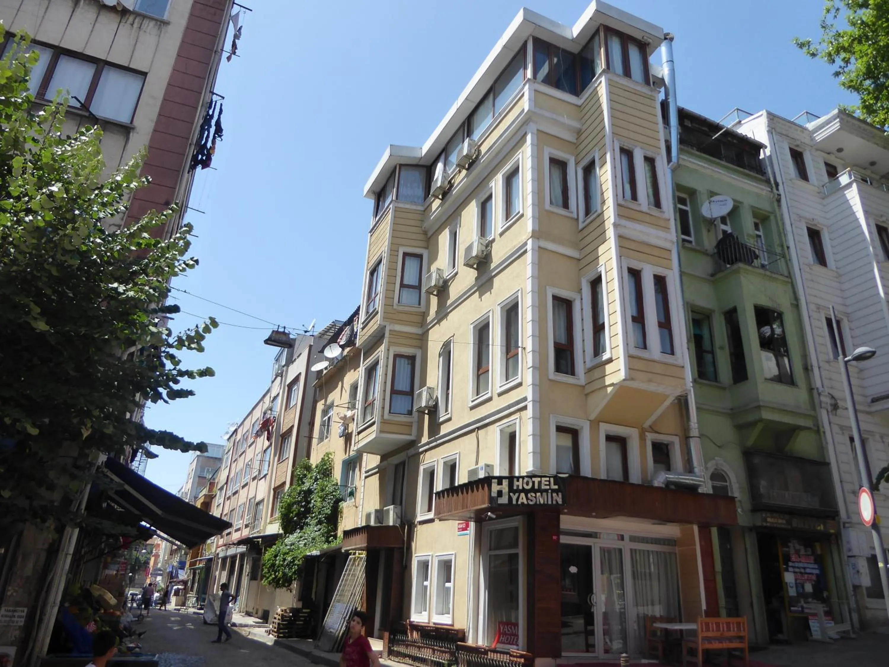 Property building in Hotel Yasmin