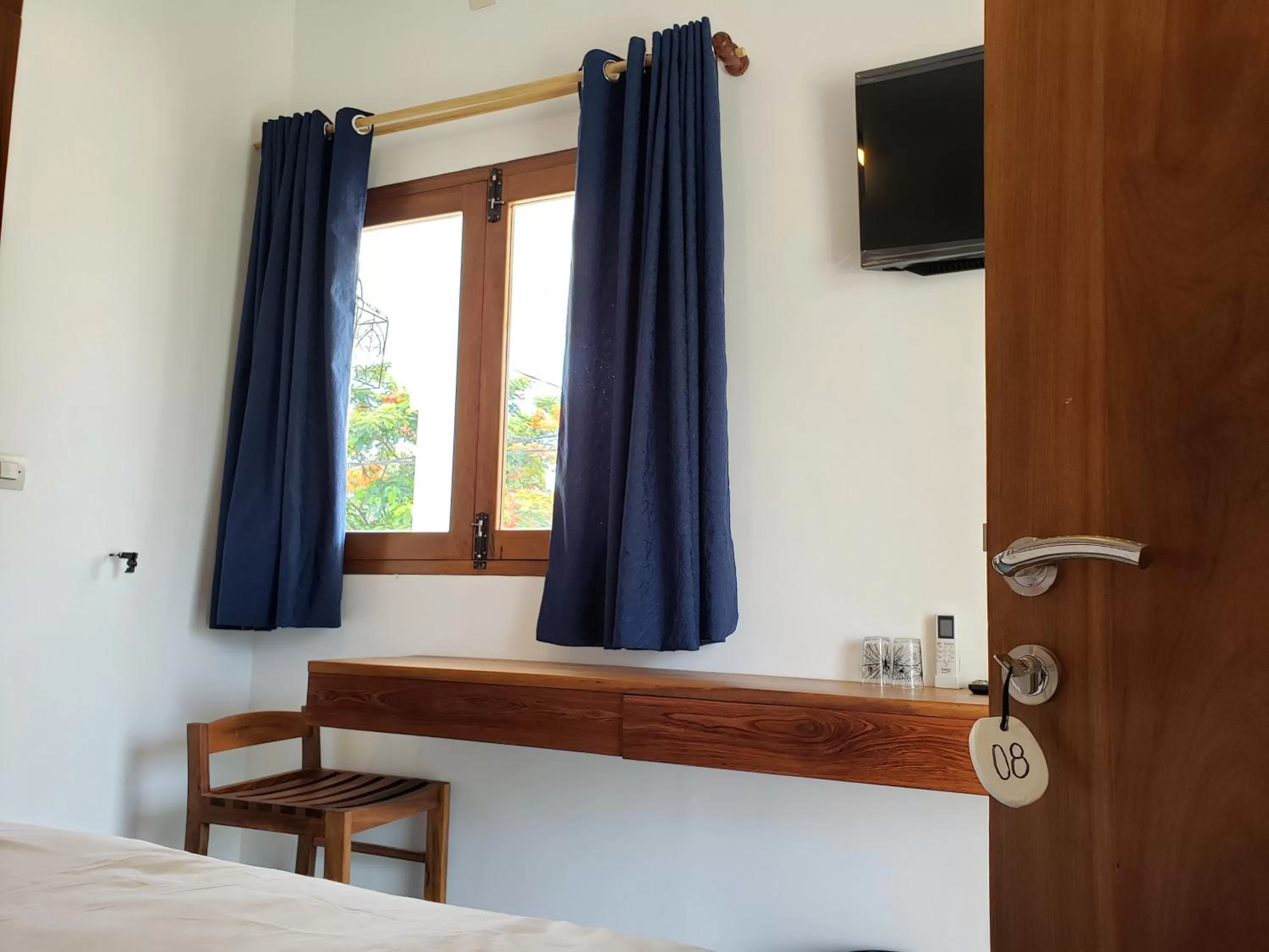 TV and multimedia, Bed in SATRANA HOTEL TAMATAVE