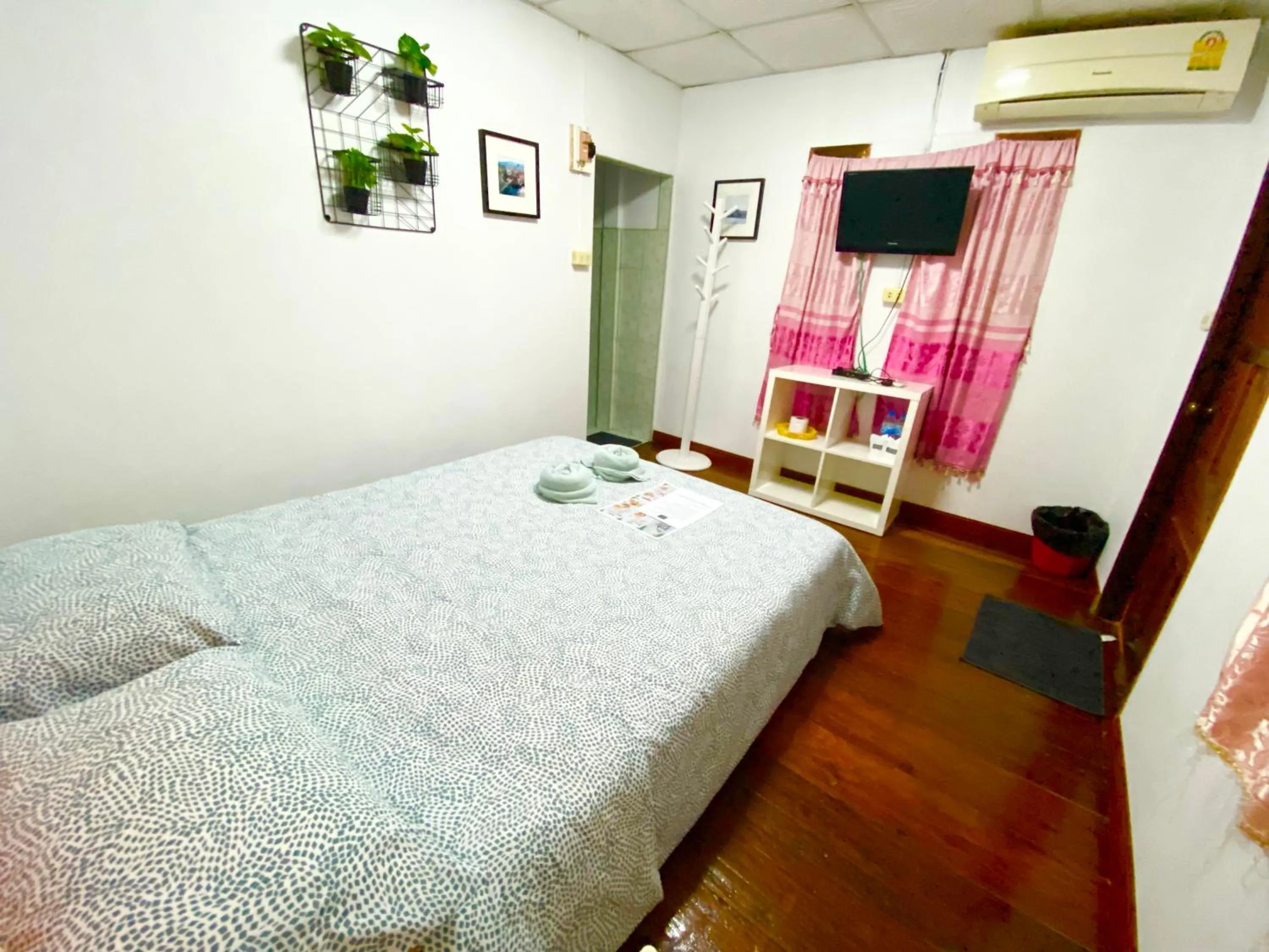 Bed in Jamsai Resort