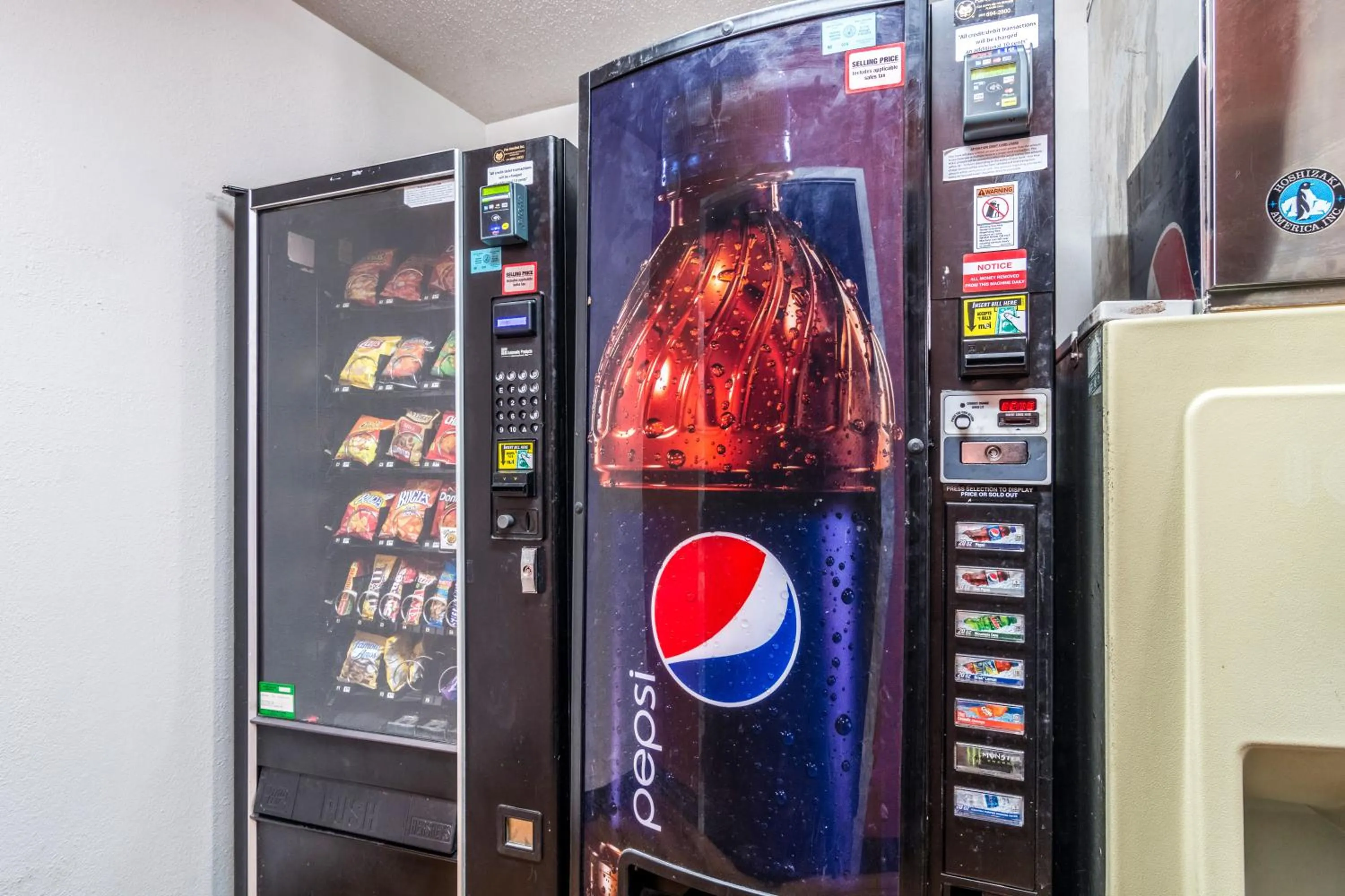 Area and facilities in Motel 6-Harvey, IL