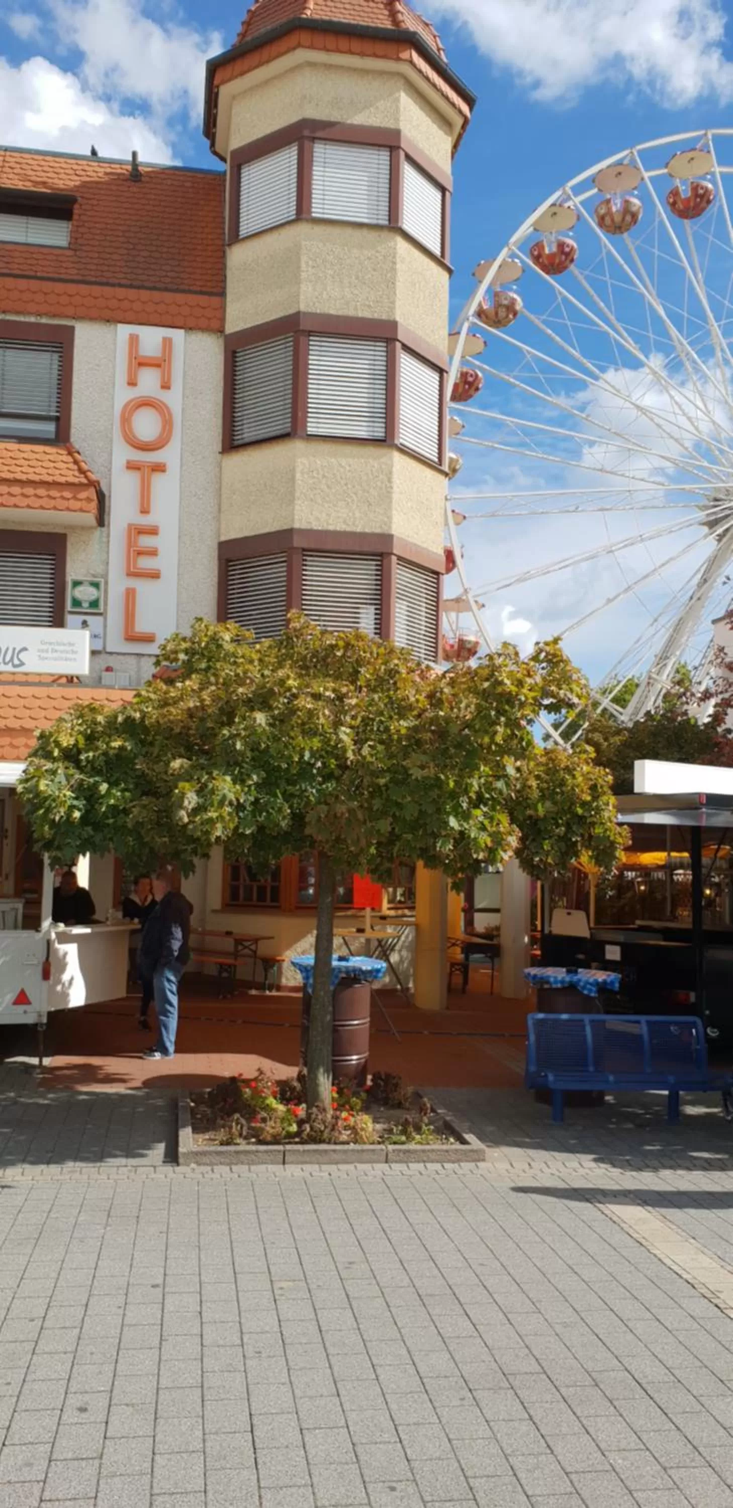 Facade/entrance in Hotel Restaurant Paelzer-Buwe
