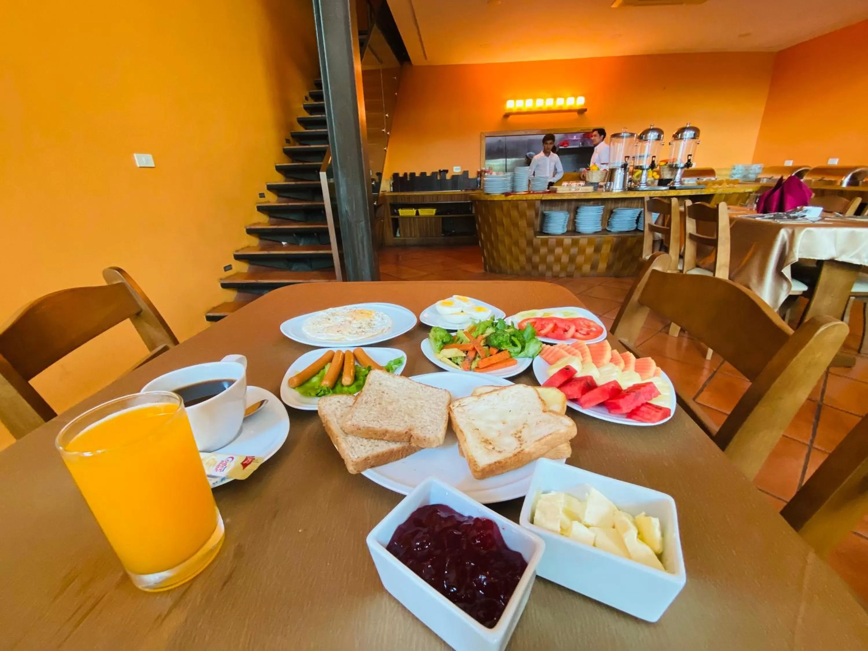 Food and drinks in Le Vernissage by Goad Avadhess Hospitality