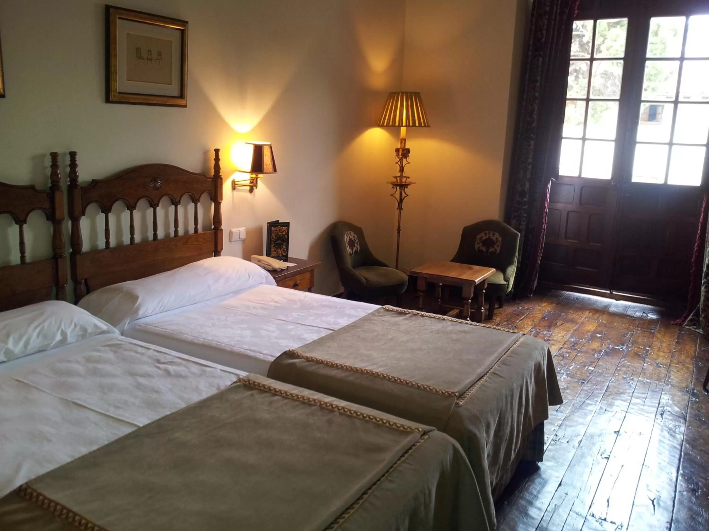 Bedroom, Bed in Parador de Santillana Gil Blas