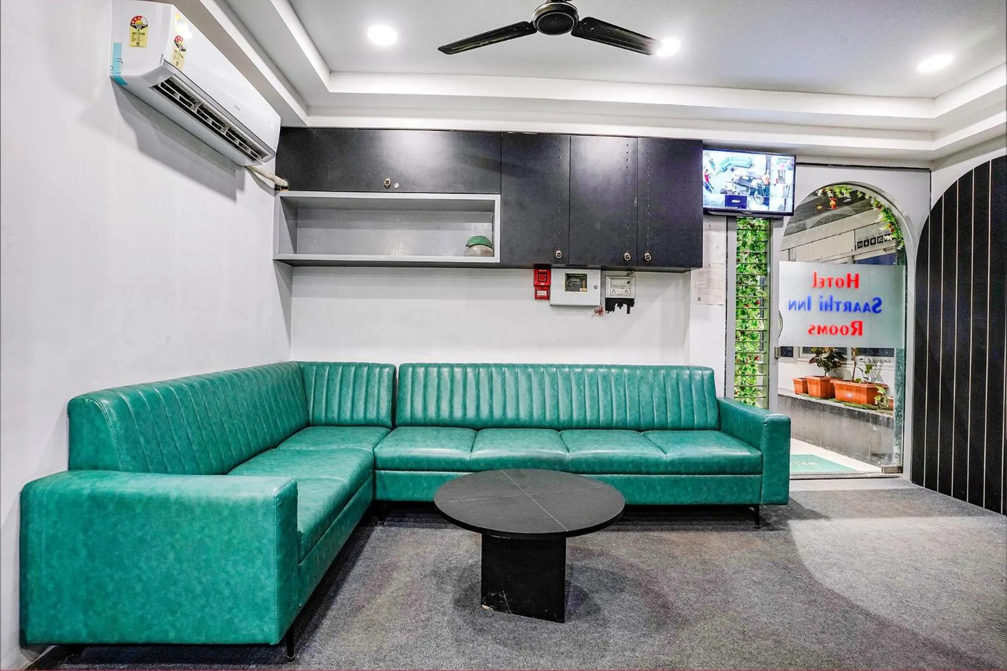 Seating area in FabHotel Saarthi Inn