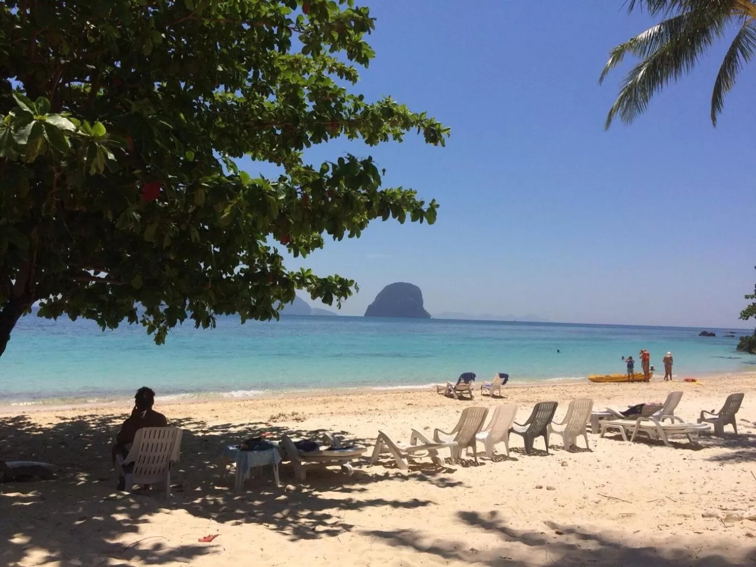 Beach in Koh Ngai Resort